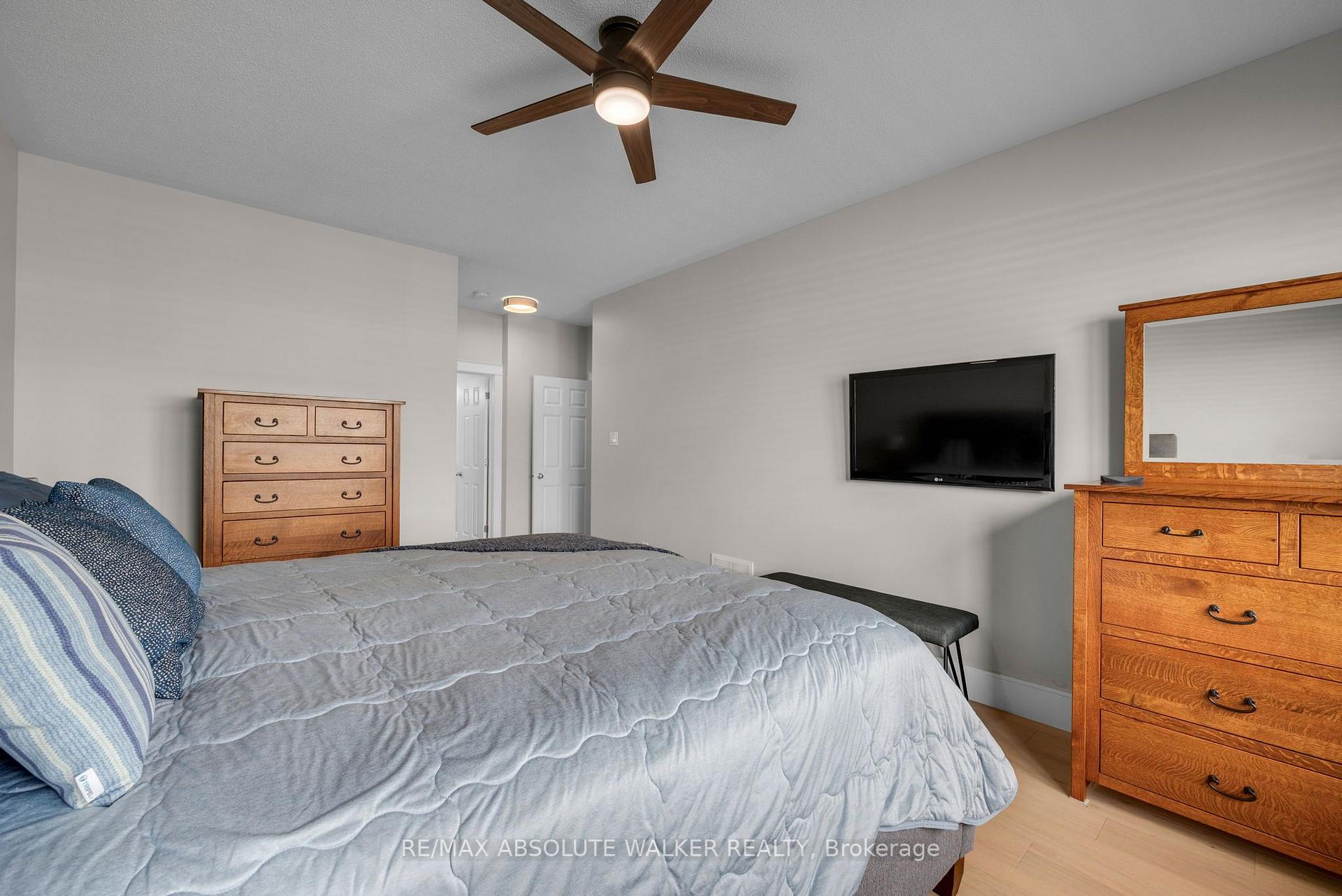 Photo 36 of 355 Nestleton Street, Ottawa, Avalon East — HOMEH