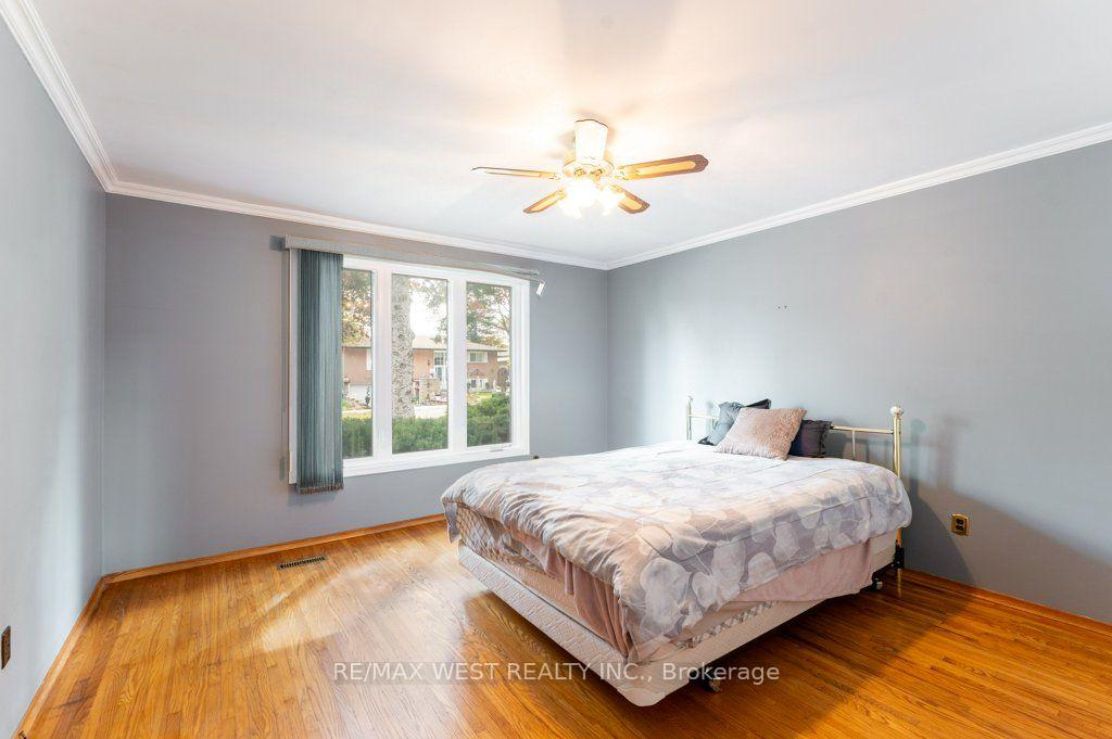 Photo 13 of 38 Albacore Crescent, Scarborough, Woburn — HOMEH