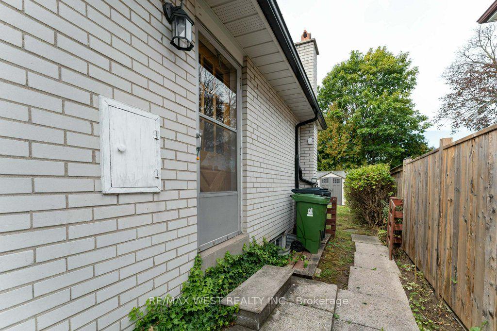 Photo 25 of 38 Albacore Crescent, Scarborough, Woburn — HOMEH