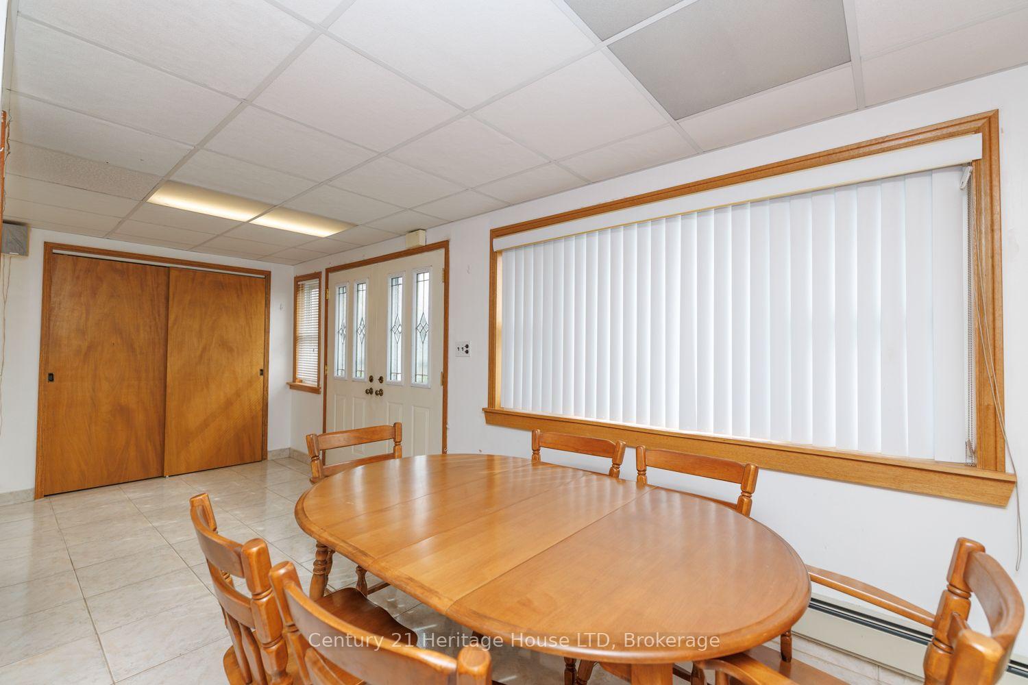 Photo 10 of 6791 Dunn Street, Niagara Falls, Dorchester — HOMEH