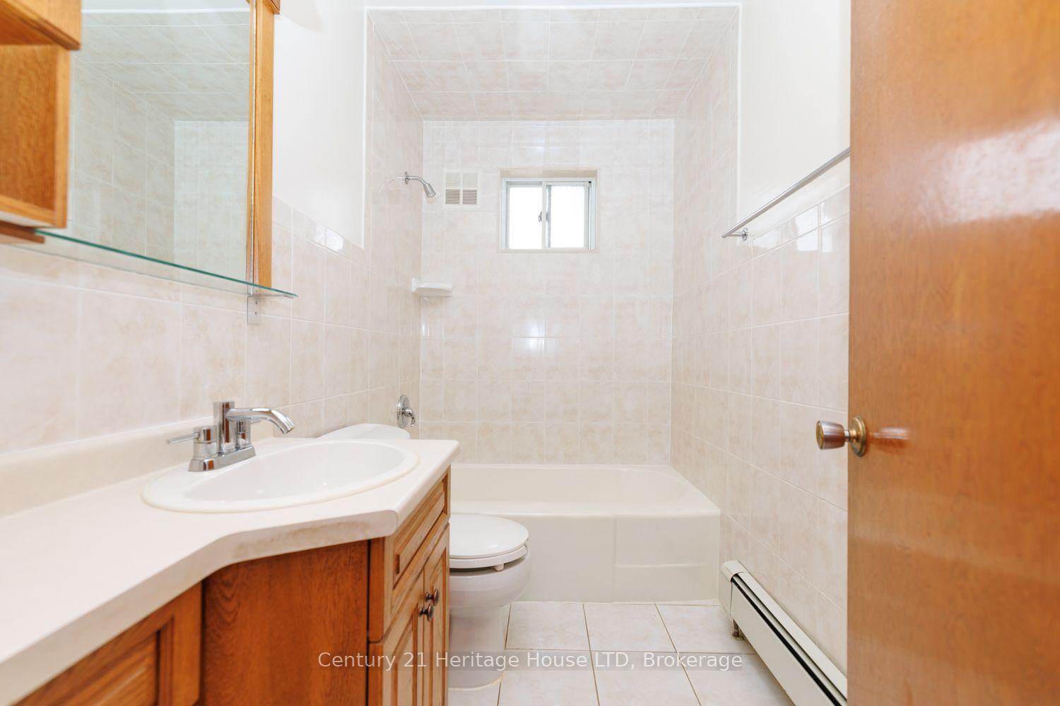 Photo 24 of 6791 Dunn Street, Niagara Falls, Dorchester — HOMEH