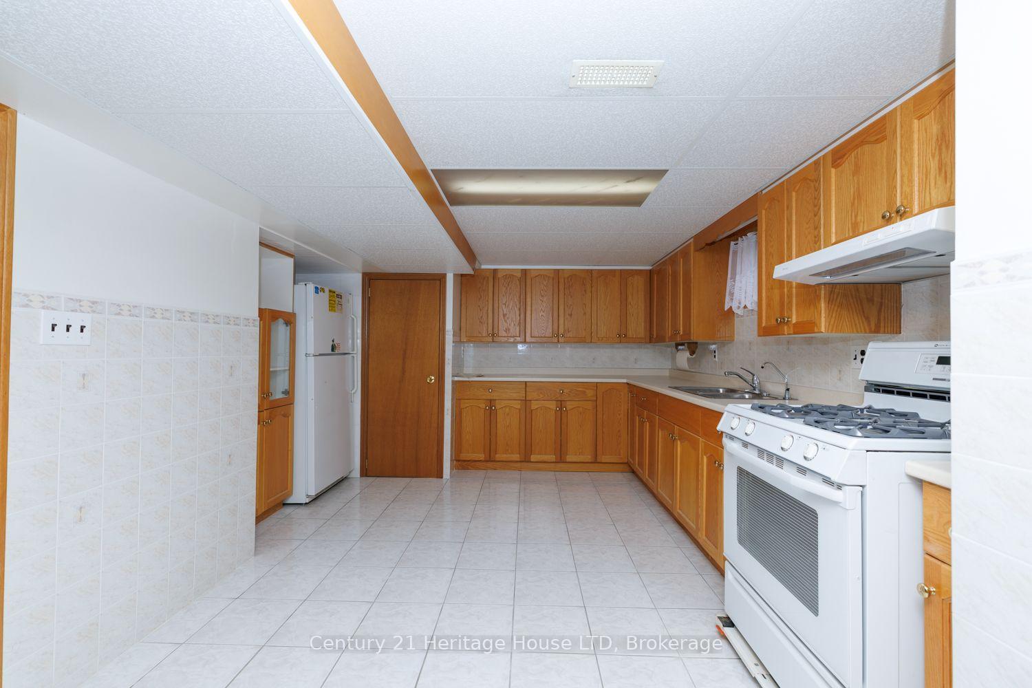 Photo 36 of 6791 Dunn Street, Niagara Falls, Dorchester — HOMEH