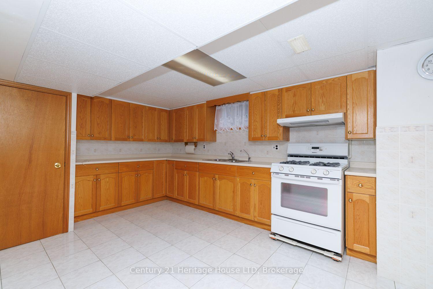 Photo 37 of 6791 Dunn Street, Niagara Falls, Dorchester — HOMEH