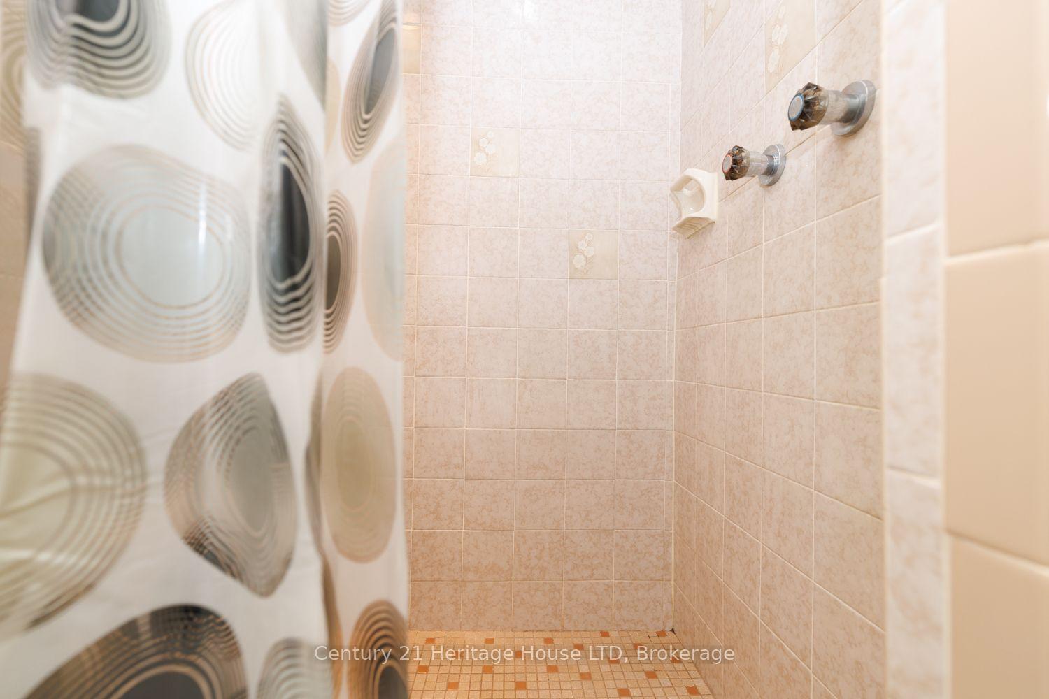 Photo 43 of 6791 Dunn Street, Niagara Falls, Dorchester — HOMEH