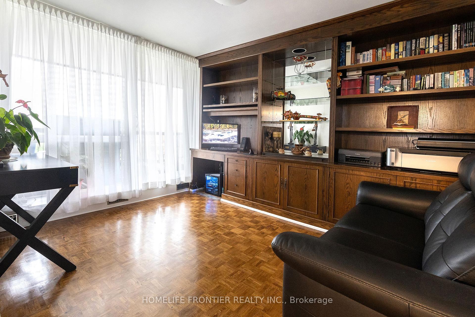 Photo 13 of Unit 706, 115 Antibes Drive, North York, Westminster-Branson — HOMEH