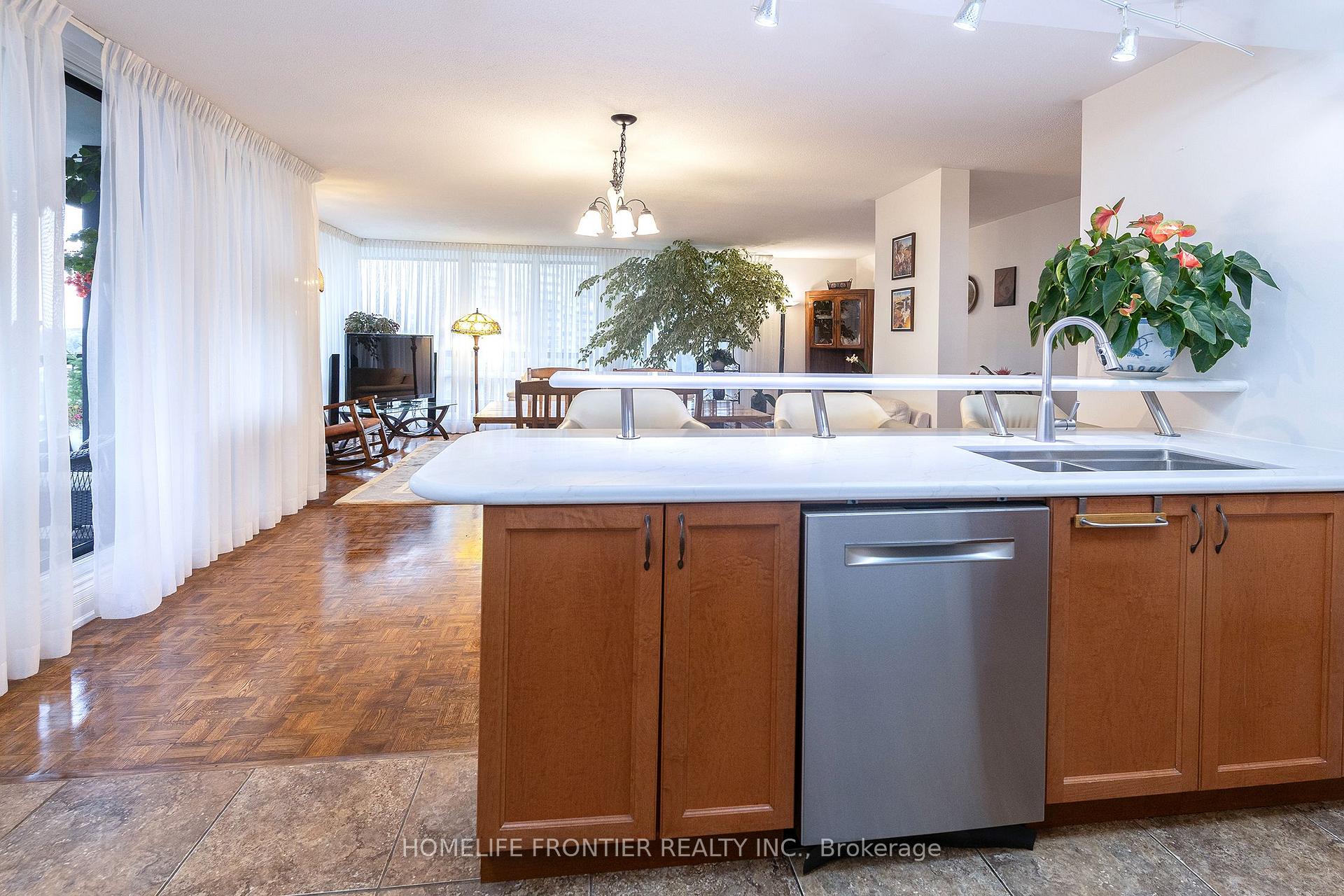 Photo 17 of Unit 706, 115 Antibes Drive, North York, Westminster-Branson — HOMEH