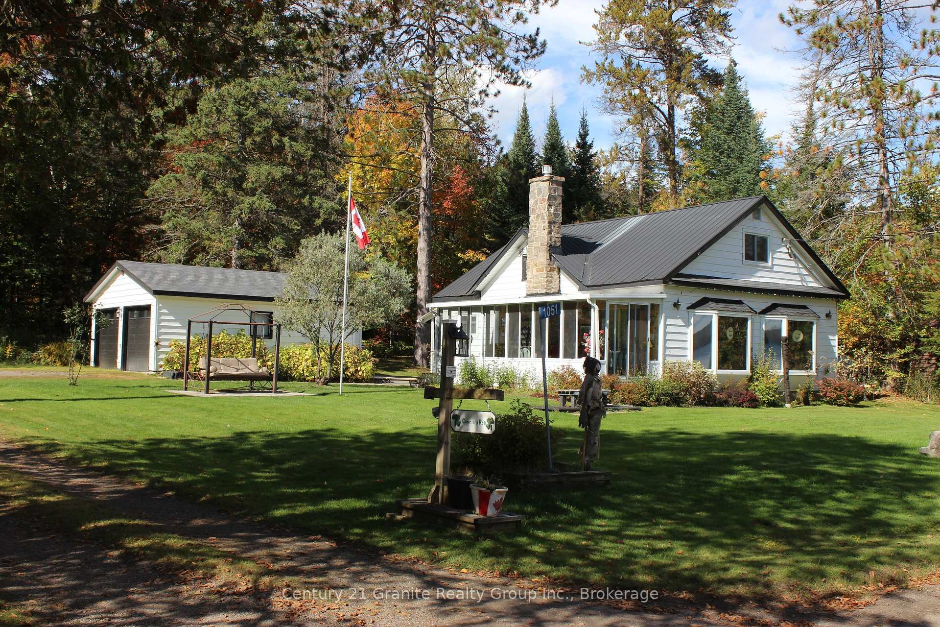 Photo of 1051 Halls Lake Road