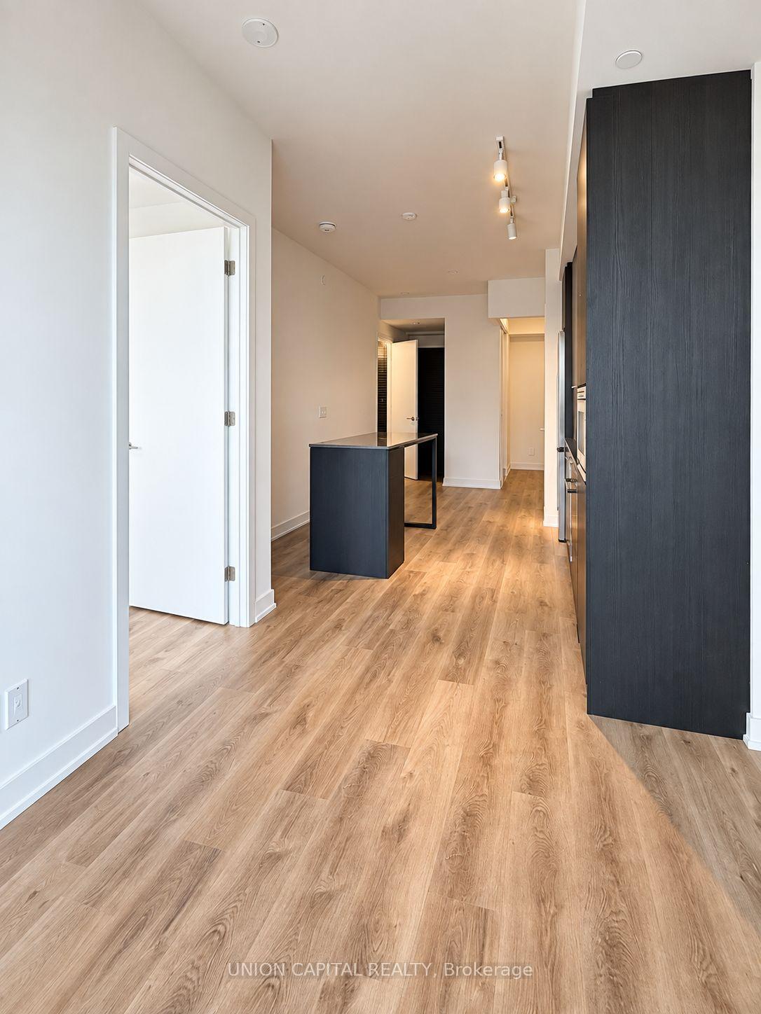 Photo 8 of Unit 618, 101 John Street N, Hamilton, Beasley — HOMEH