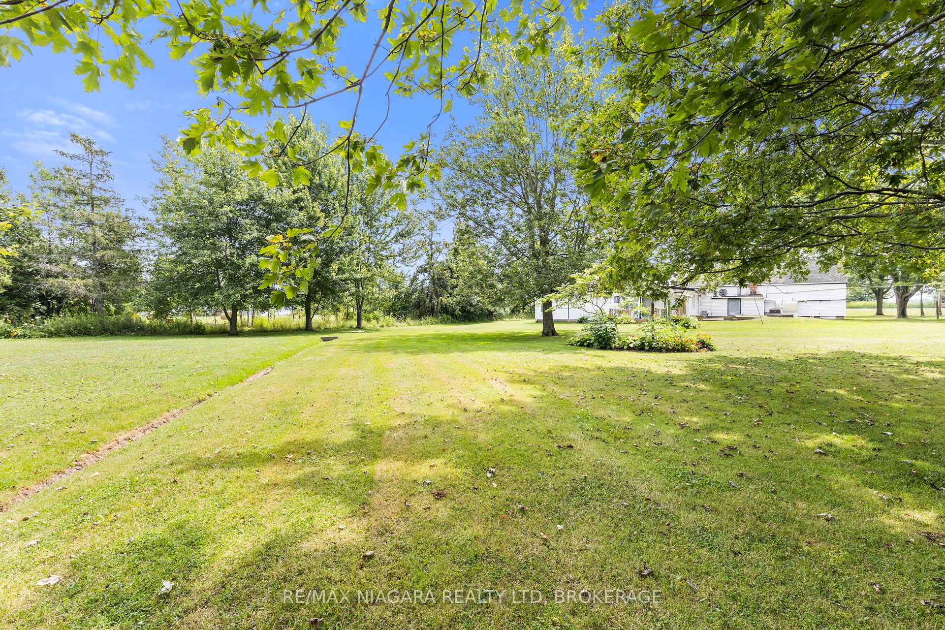 Photo 27 of 2249 North Shore Drive, Haldimand — HOMEH