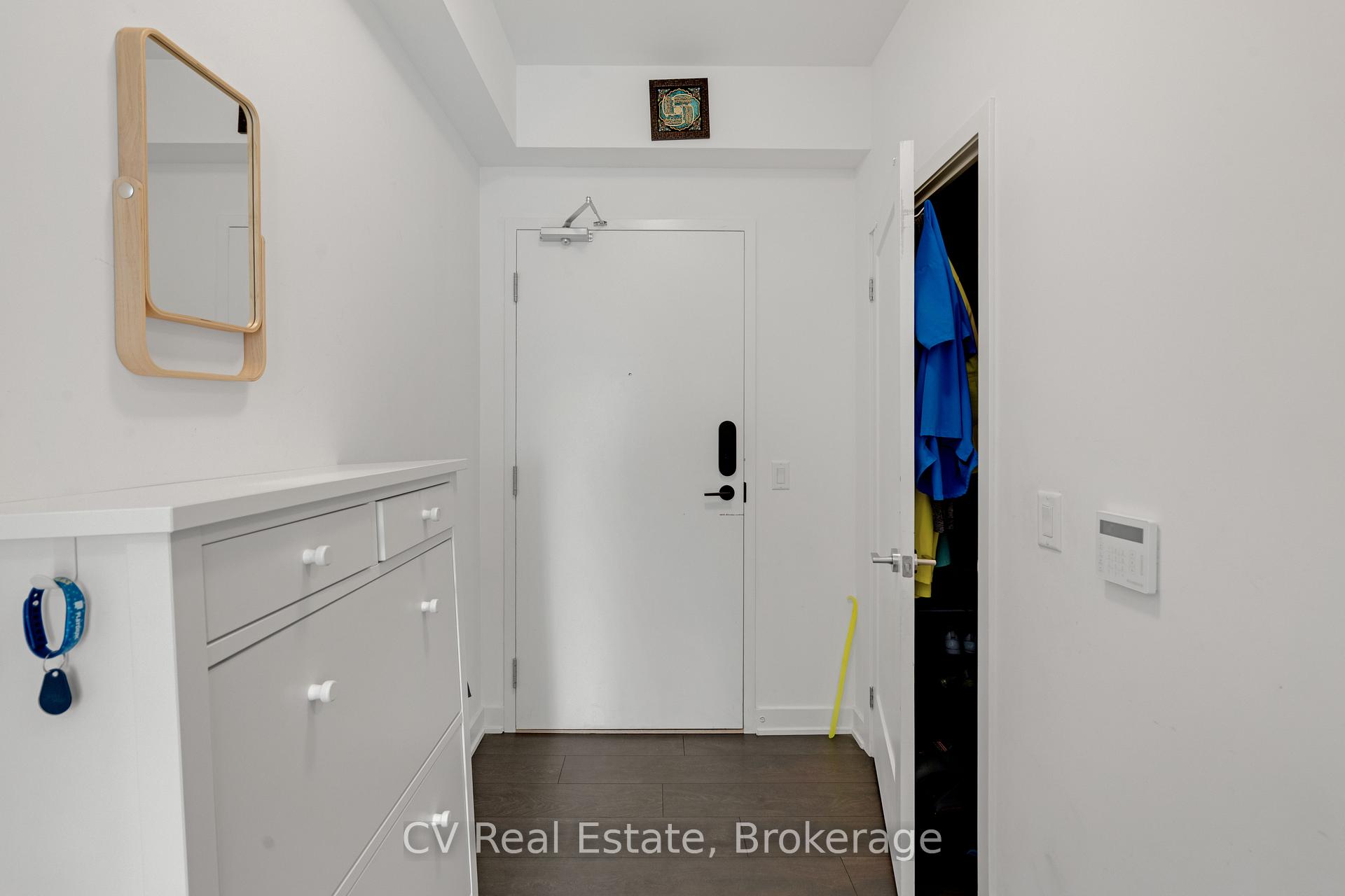 Photo 6 of Unit 1109, 95 Oneida Crescent, Richmond Hill, Langstaff — HOMEH