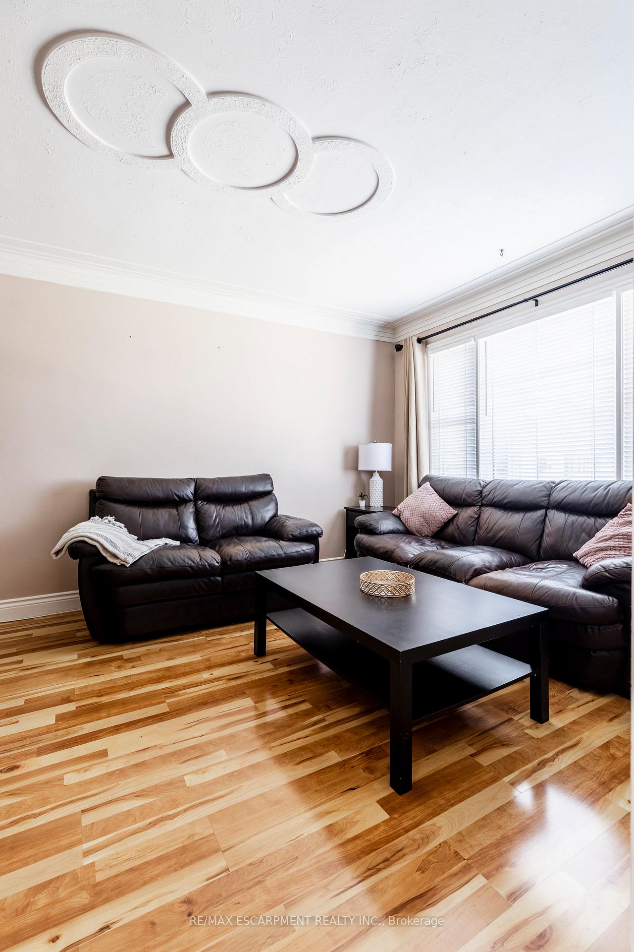 Photo 7 of 118 Julian Avenue, Hamilton, Normanhurst — HOMEH