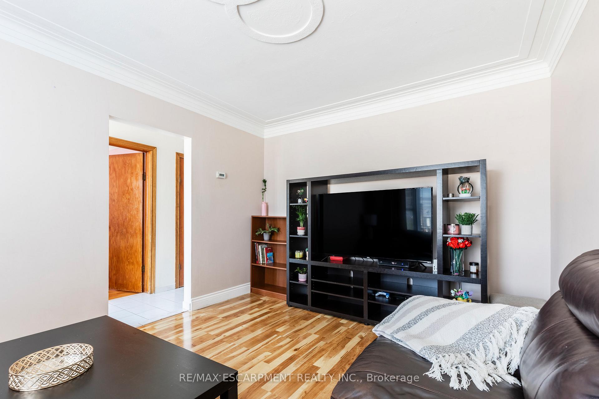 Photo 8 of 118 Julian Avenue, Hamilton, Normanhurst — HOMEH