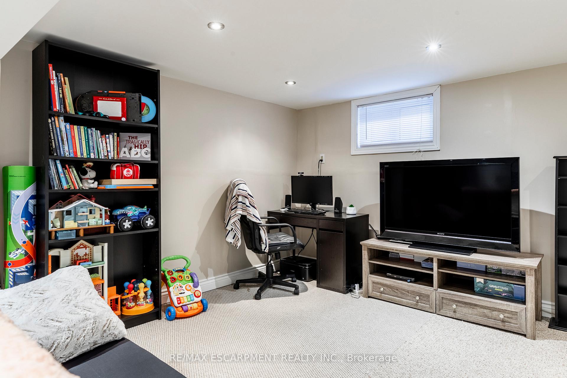 Photo 29 of 118 Julian Avenue, Hamilton, Normanhurst — HOMEH