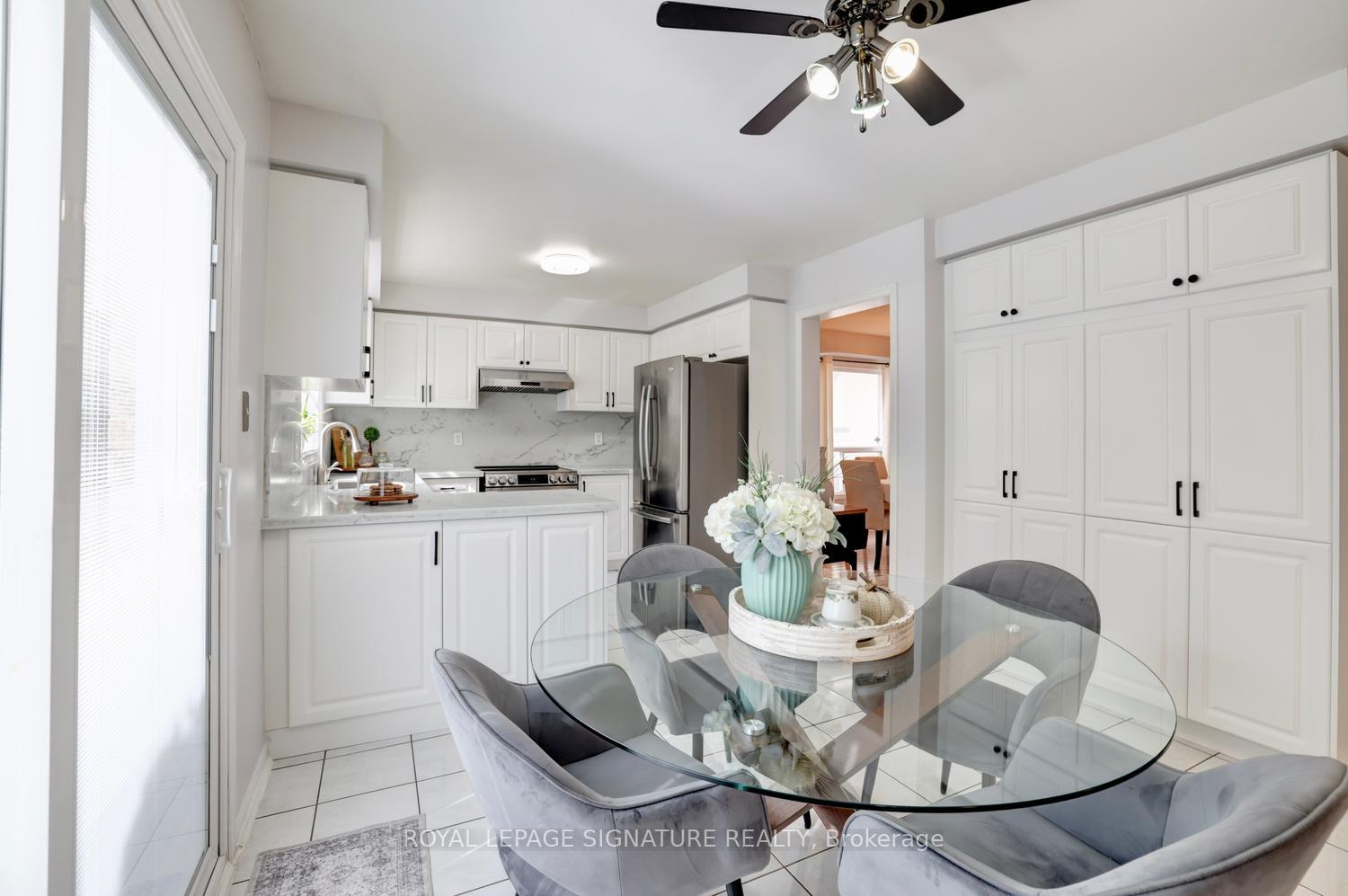 Photo 10 of 5474 Middleport Crescent, Mississauga, Hurontario — HOMEH