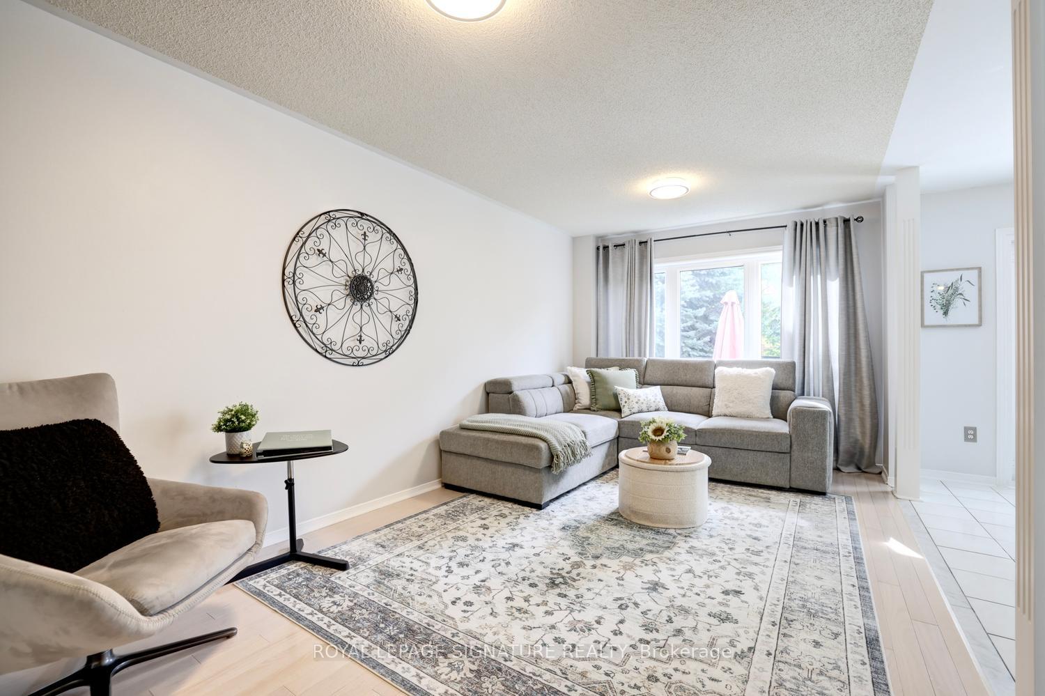 Photo 12 of 5474 Middleport Crescent, Mississauga, Hurontario — HOMEH
