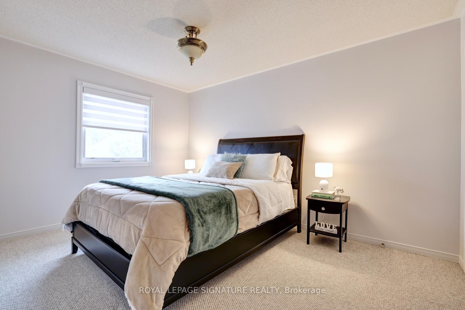 Photo 20 of 5474 Middleport Crescent, Mississauga, Hurontario — HOMEH