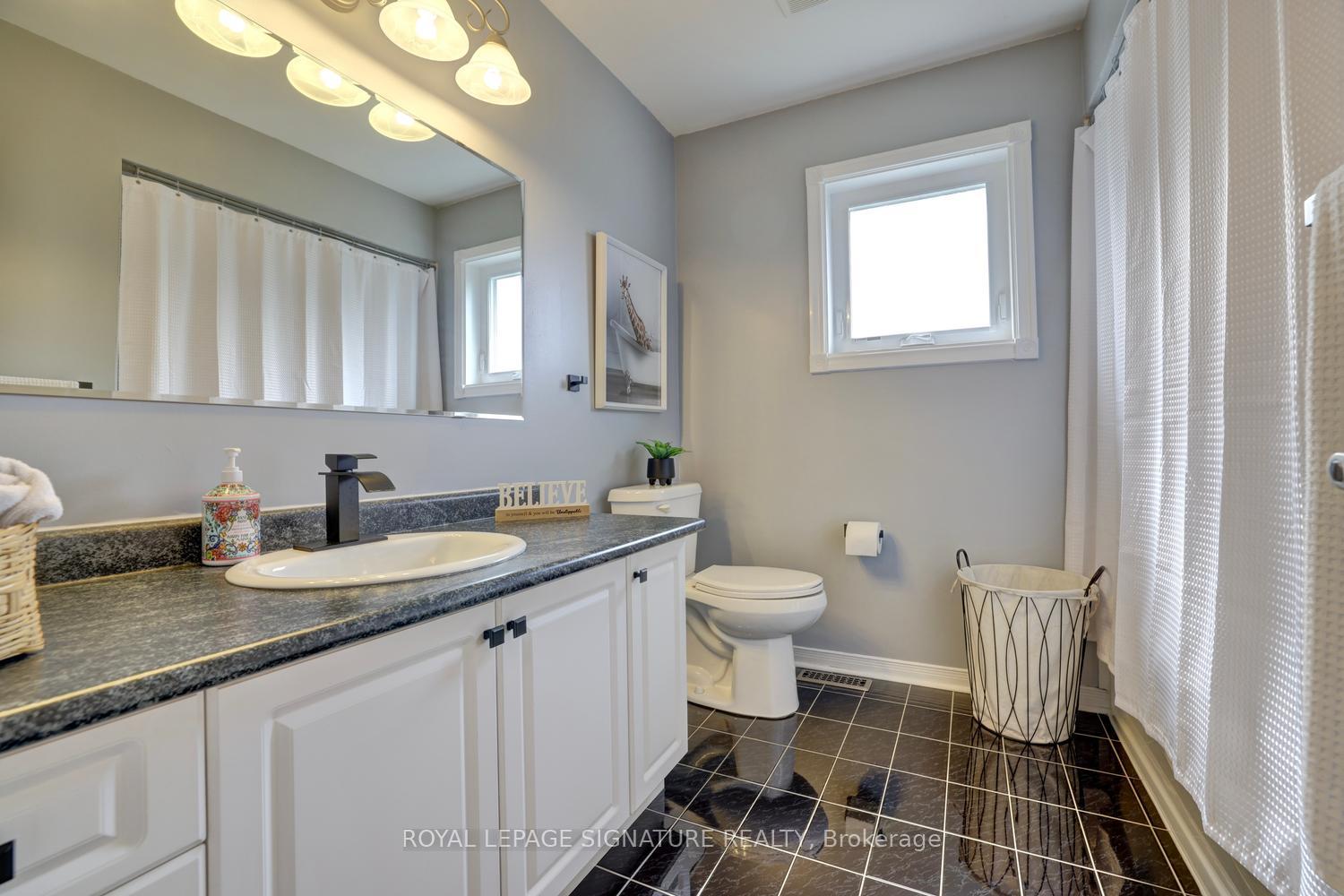 Photo 22 of 5474 Middleport Crescent, Mississauga, Hurontario — HOMEH