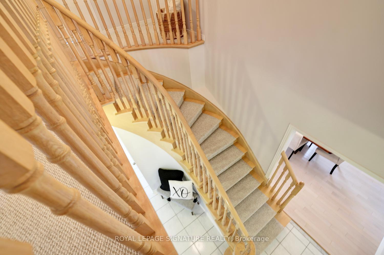 Photo 24 of 5474 Middleport Crescent, Mississauga, Hurontario — HOMEH