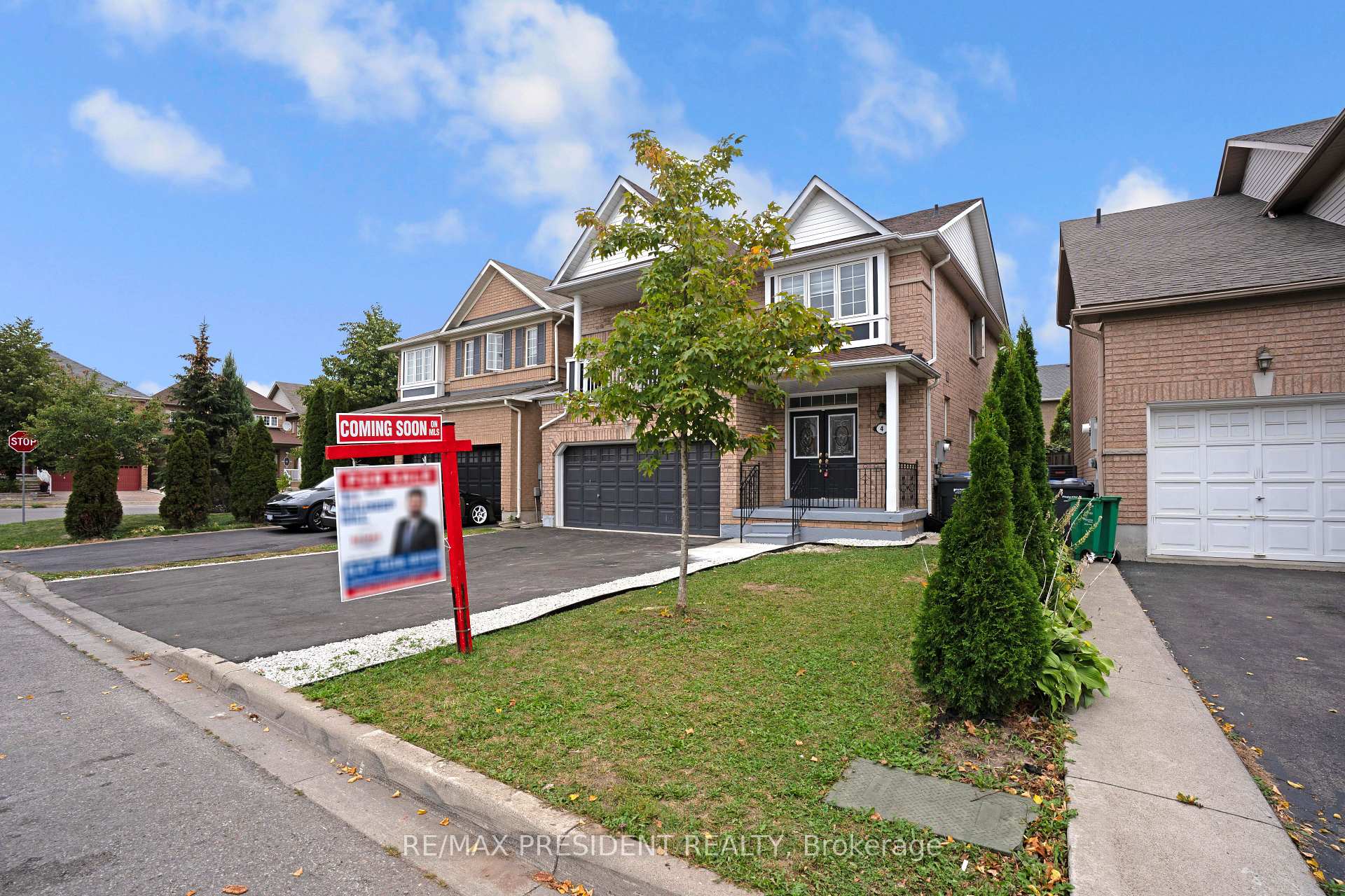 Photo 3 of 4 Chalkfarm Crescent, Brampton, Northwest Sandalwood Parkway — HOMEH