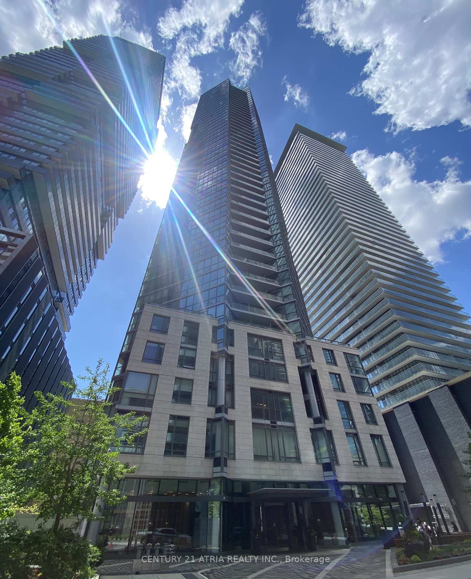 Front of Unit 4215, 45 Charles Street E