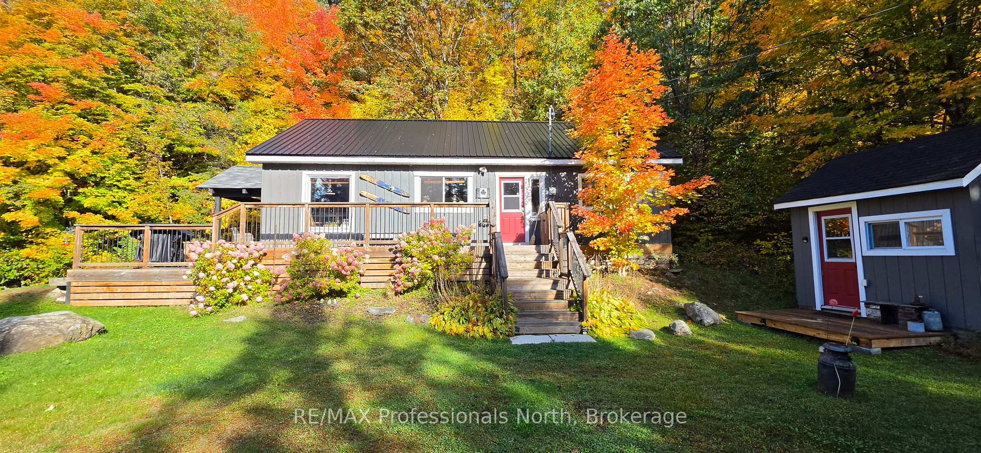 Photo 3 of 346 East Whalley Lake Road, Magnetawan — HOMEH