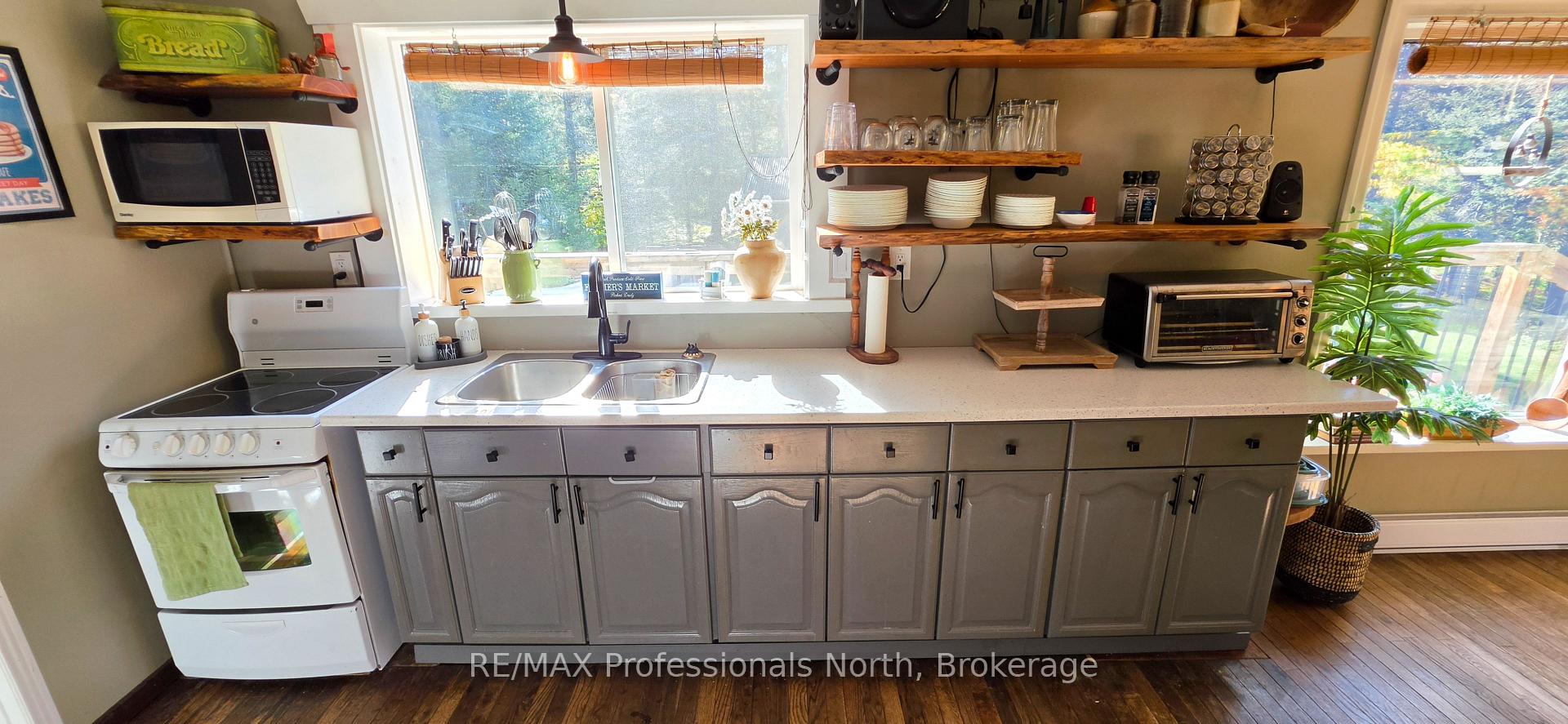 Photo 15 of 346 East Whalley Lake Road, Magnetawan — HOMEH