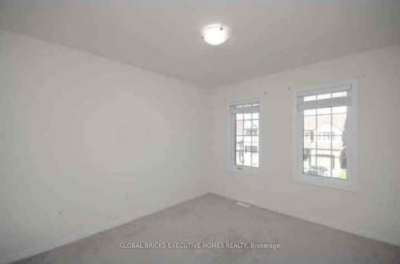 Photo 3 of 8080 Blue Ash Lane, Niagara Falls, Brown — HOMEH