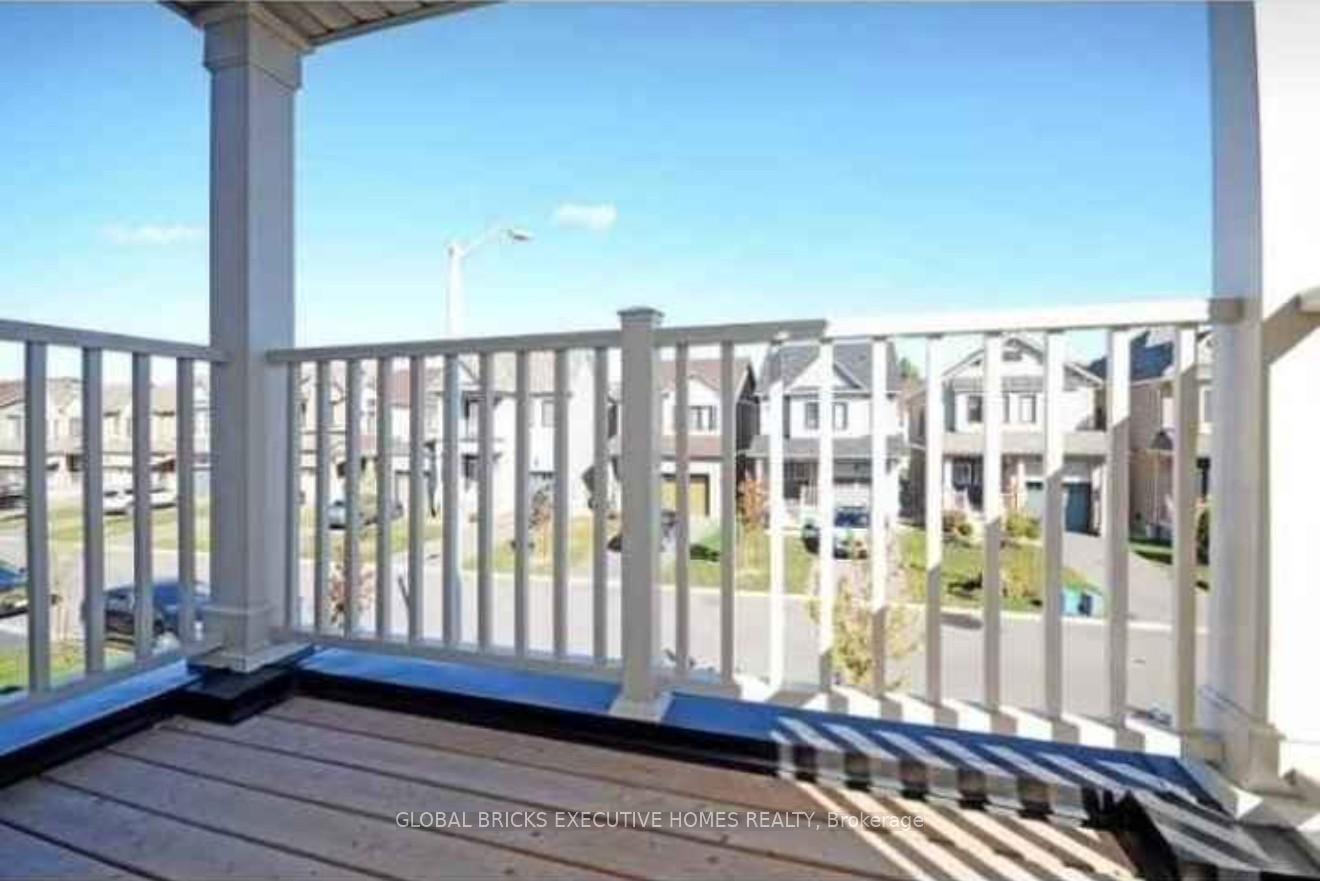Photo 4 of 8080 Blue Ash Lane, Niagara Falls, Brown — HOMEH