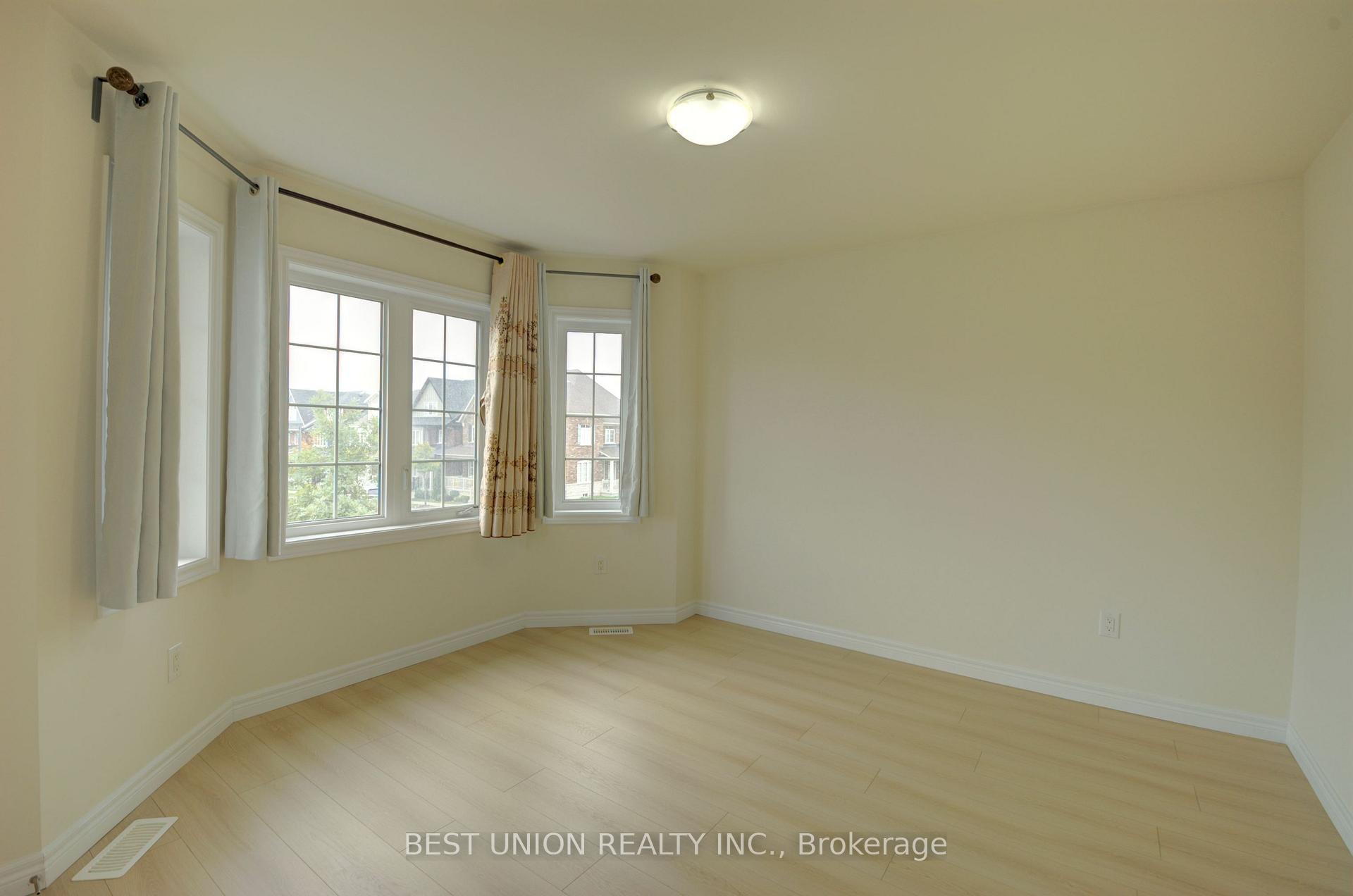 Photo 13 of 196 Donald Sim Avenue, Markham, Cornell — HOMEH