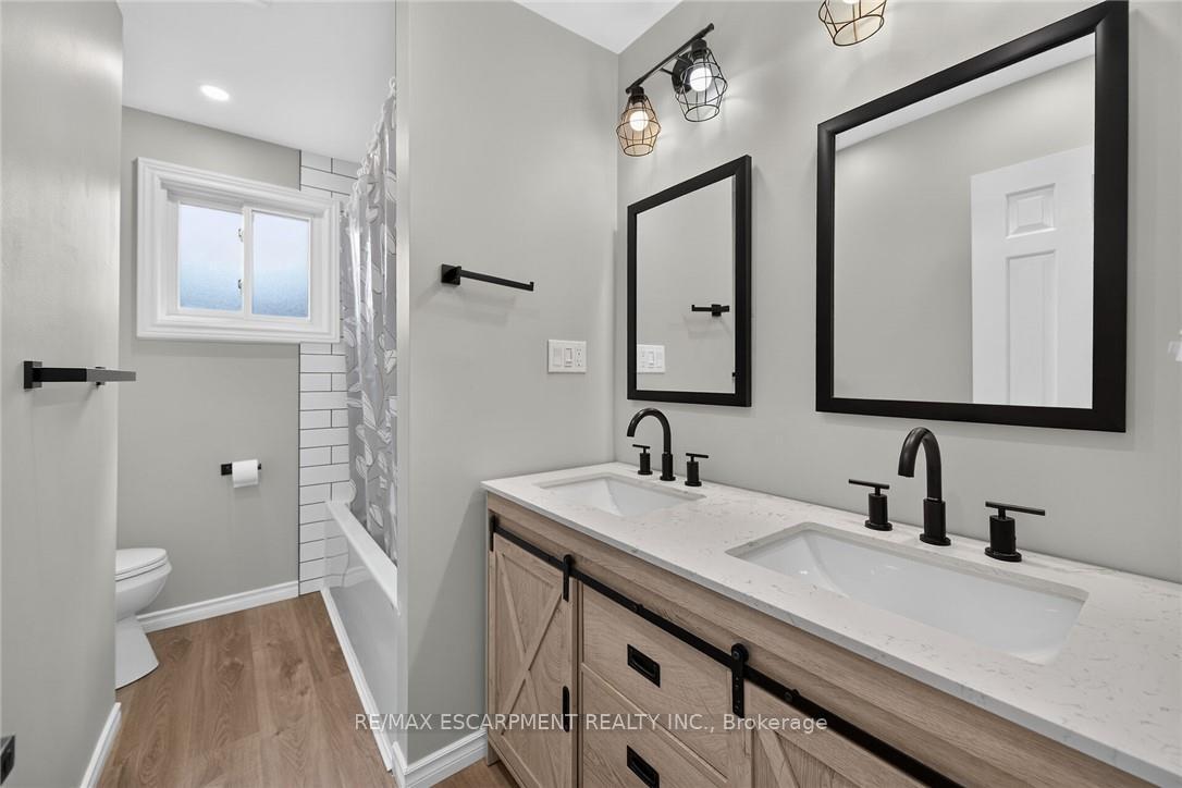 Photo 23 of 15 Miller Crescent, Norfolk, Simcoe — HOMEH