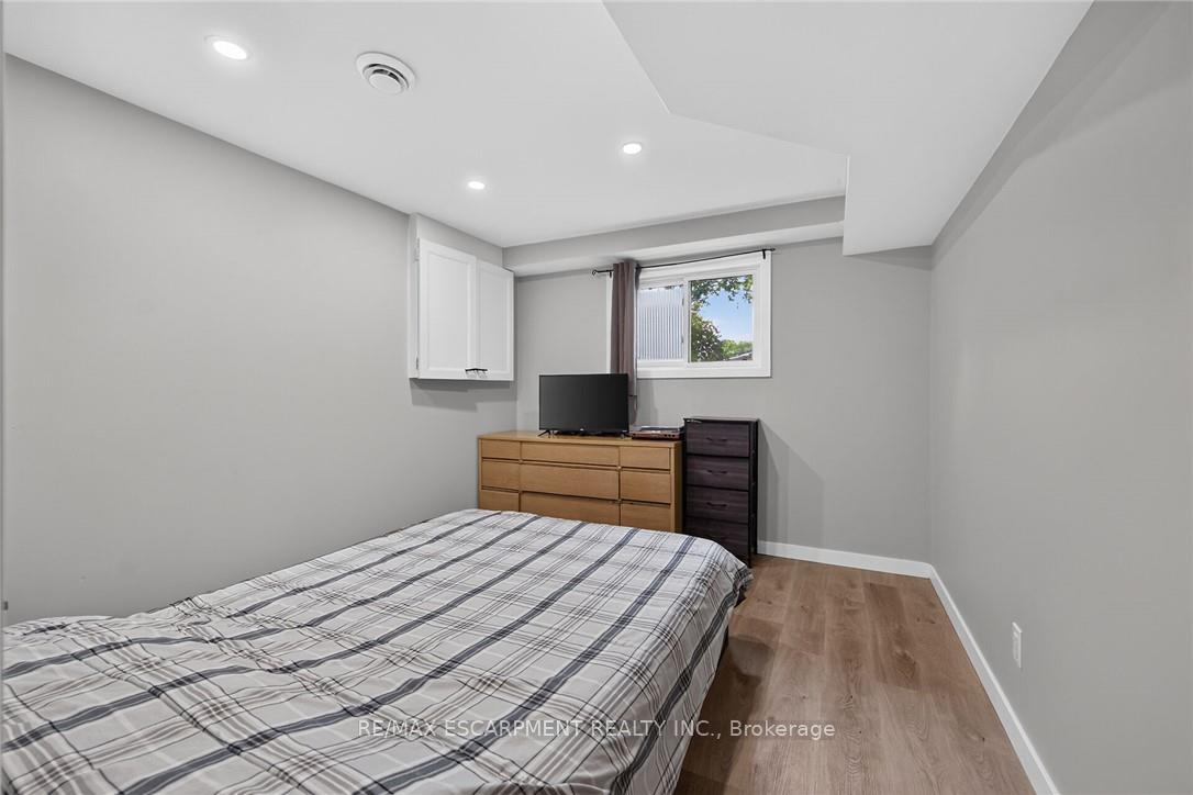 Photo 27 of 15 Miller Crescent, Norfolk, Simcoe — HOMEH