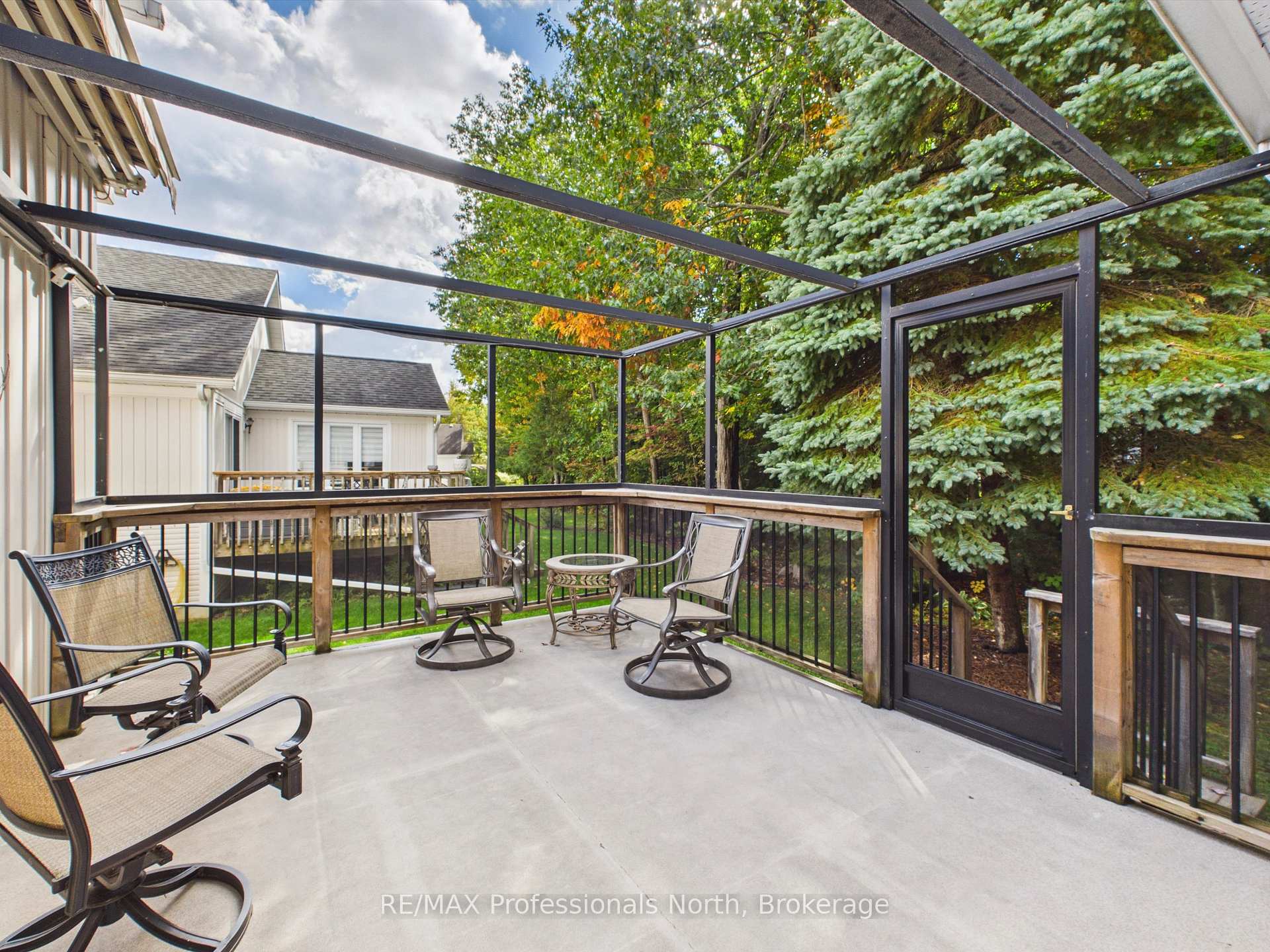 Photo 11 of 48 Springwood Crescent, Gravenhurst, Muskoka (S) — HOMEH