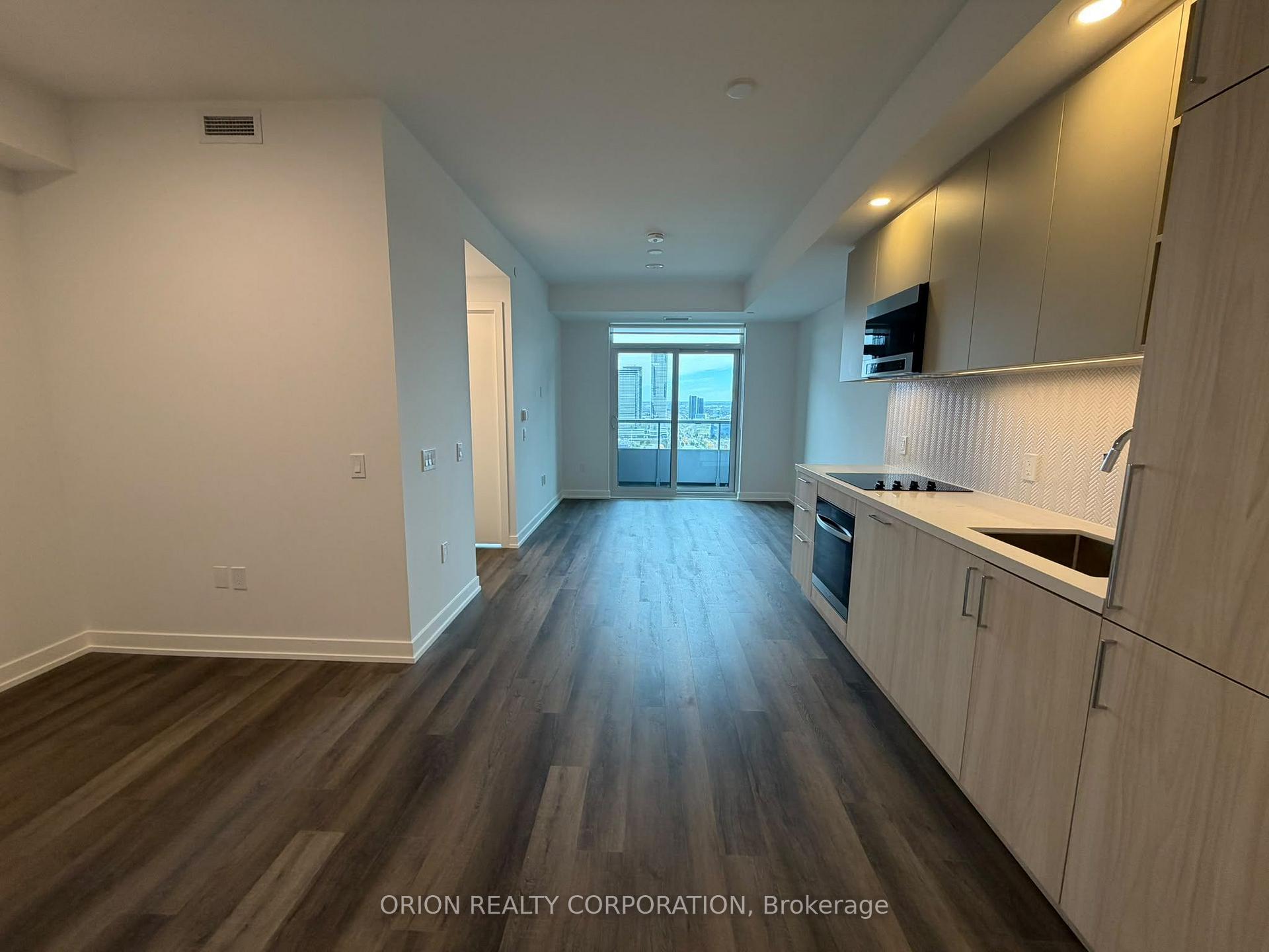 Photo 2 of Unit 2109, 5 Meadowdale Road, Vaughan, Vaughan Corporate Centre — HOMEH