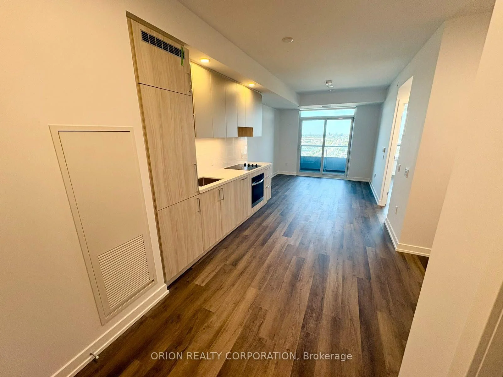 Photo 3 of Unit 2109, 5 Meadowdale Road, Vaughan, Vaughan Corporate Centre — HOMEH
