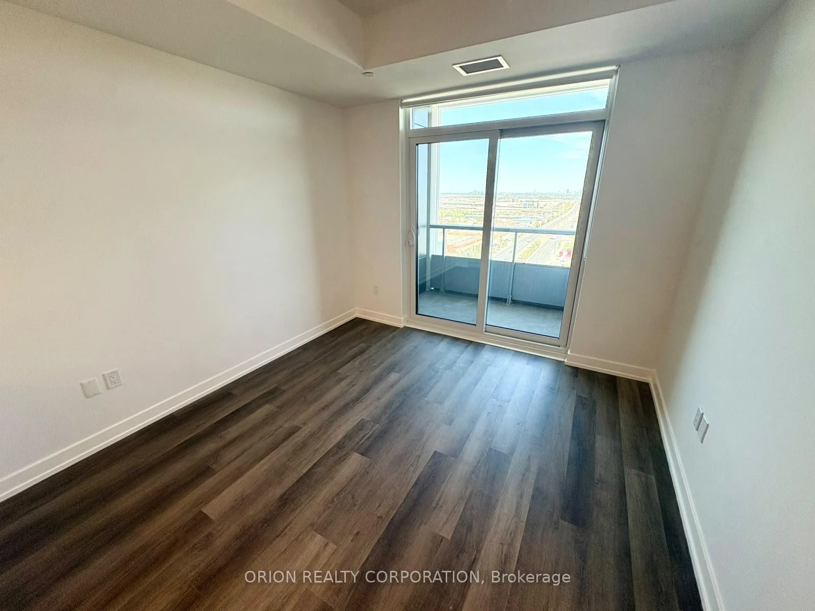 Photo 12 of Unit 2109, 5 Meadowdale Road, Vaughan, Vaughan Corporate Centre — HOMEH
