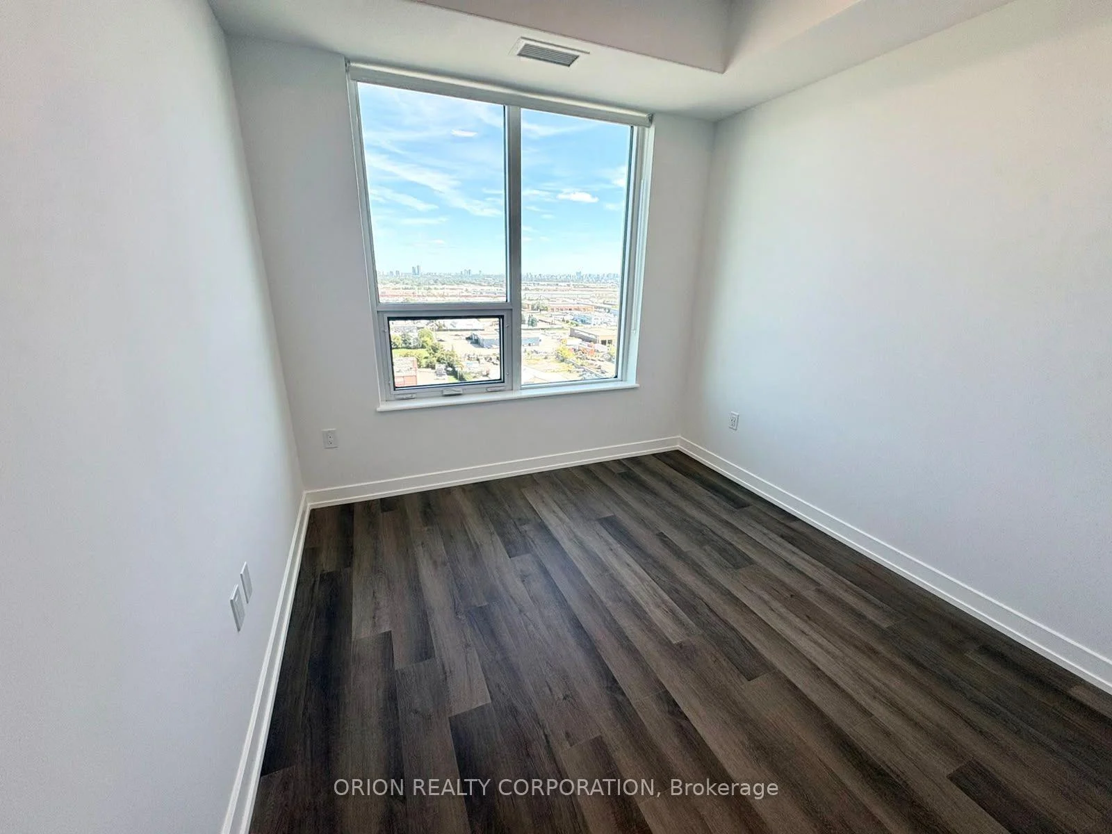 Photo 26 of Unit 2109, 5 Meadowdale Road, Vaughan, Vaughan Corporate Centre — HOMEH