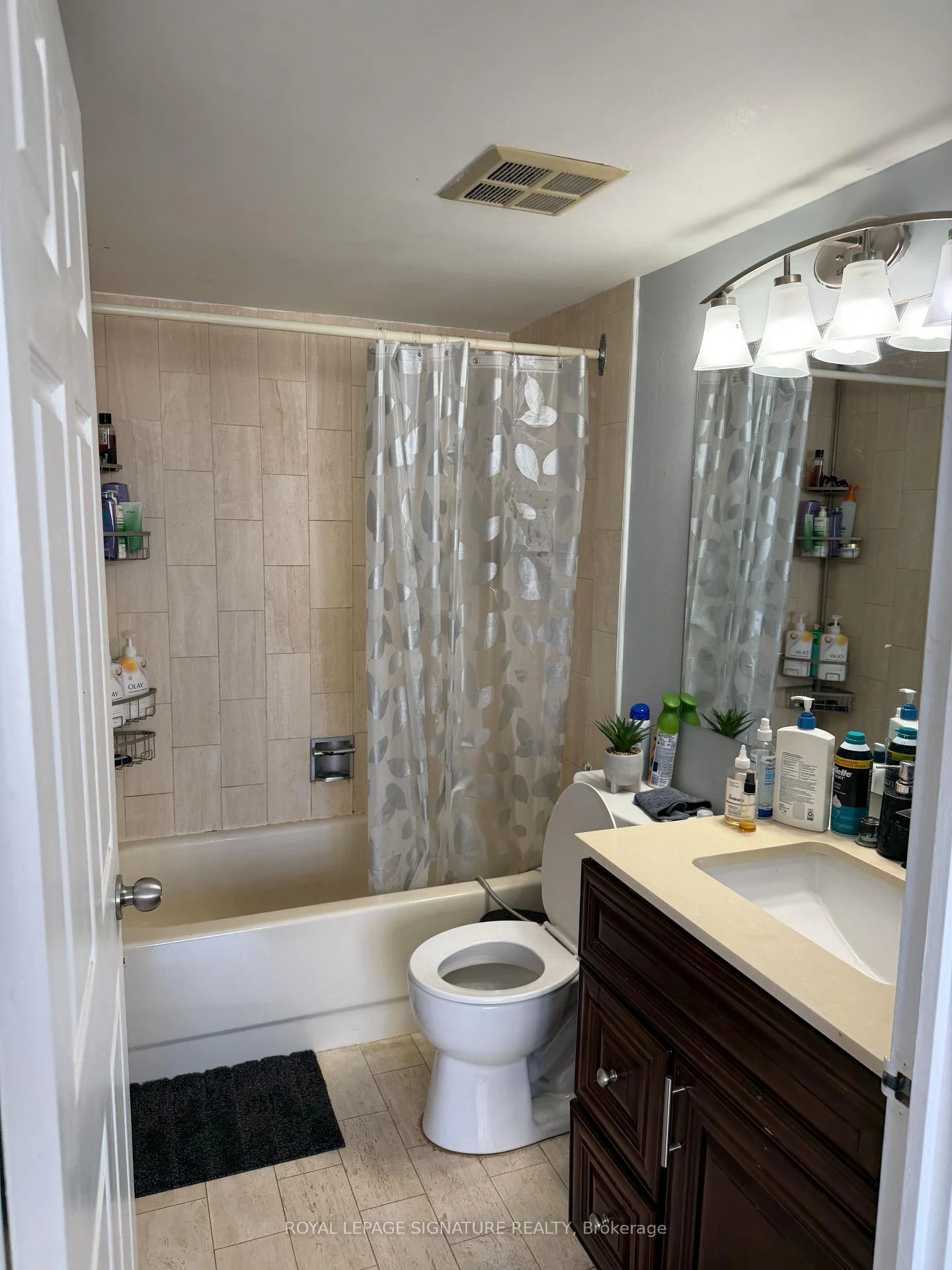 Photo 7 of Unit 2112, 285 Enfield Place, Mississauga, City Centre — HOMEH