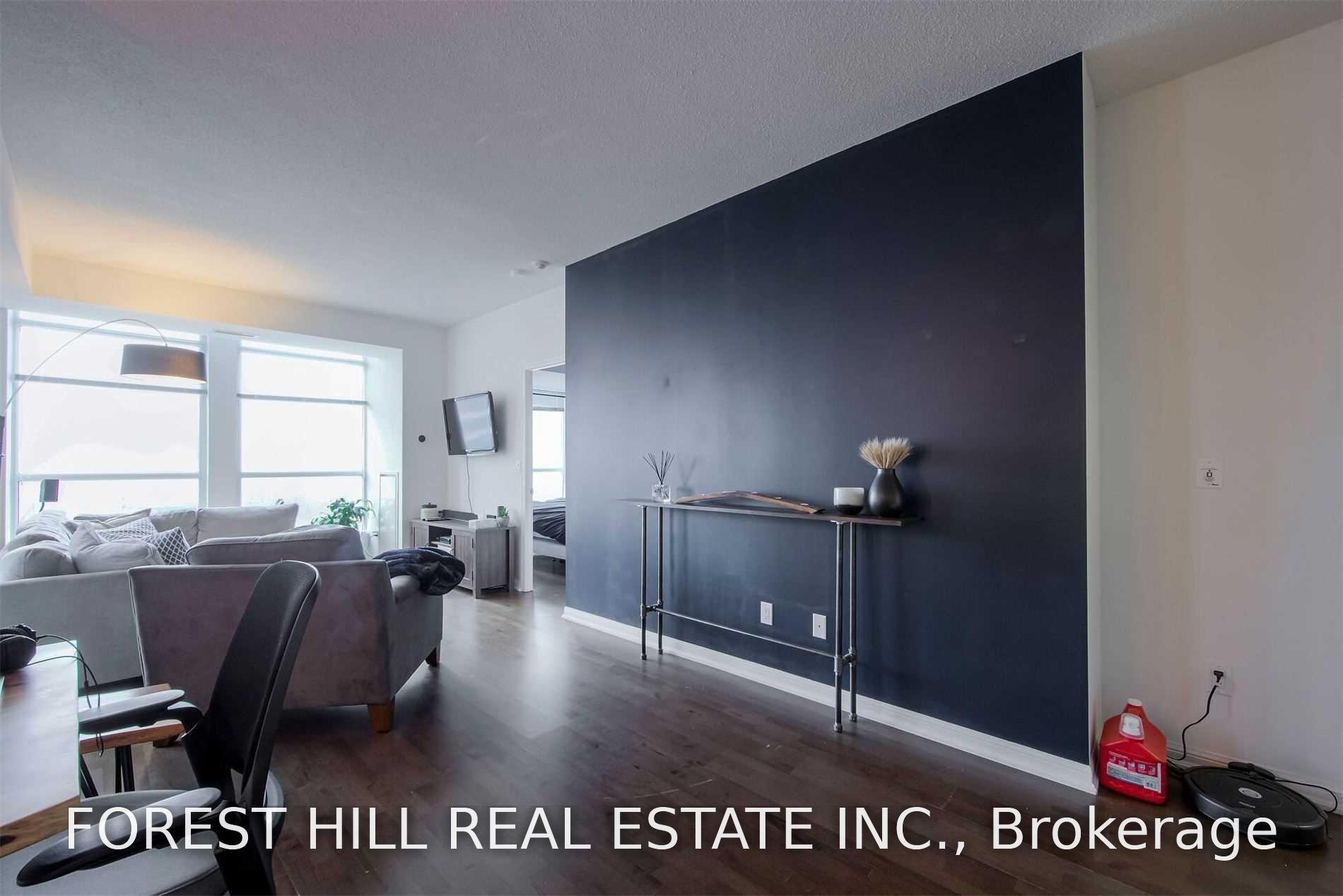 Photo 13 of Unit 812, 628 Fleet Street S, Toronto, Niagara — HOMEH