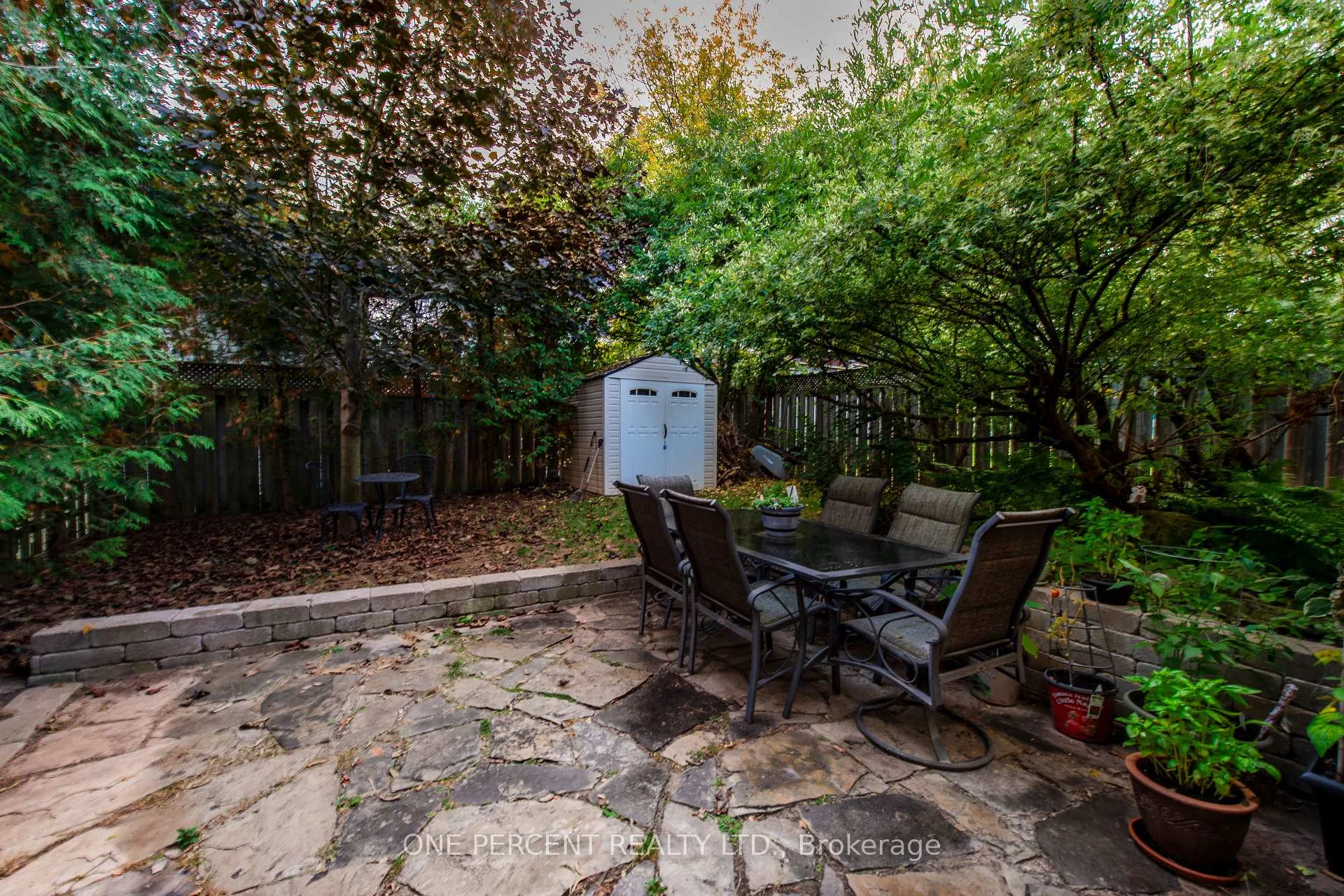 Photo 31 of 76 Abbey Road W, Orangeville — HOMEH