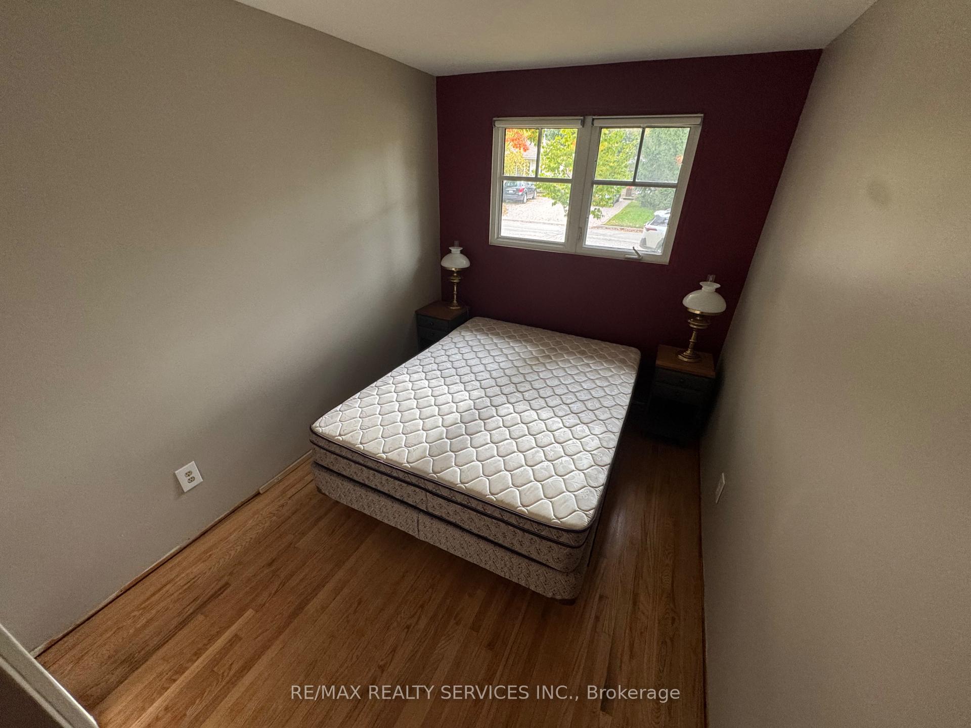 Photo 8 of 82 Edelwild Drive, Orangeville — HOMEH