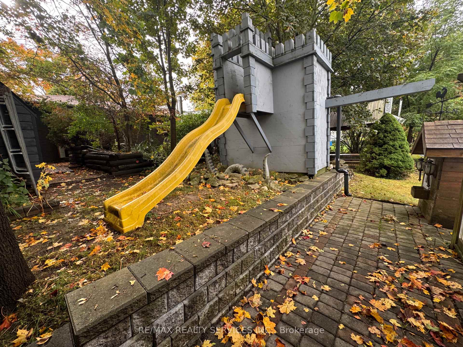 Photo 21 of 82 Edelwild Drive, Orangeville — HOMEH
