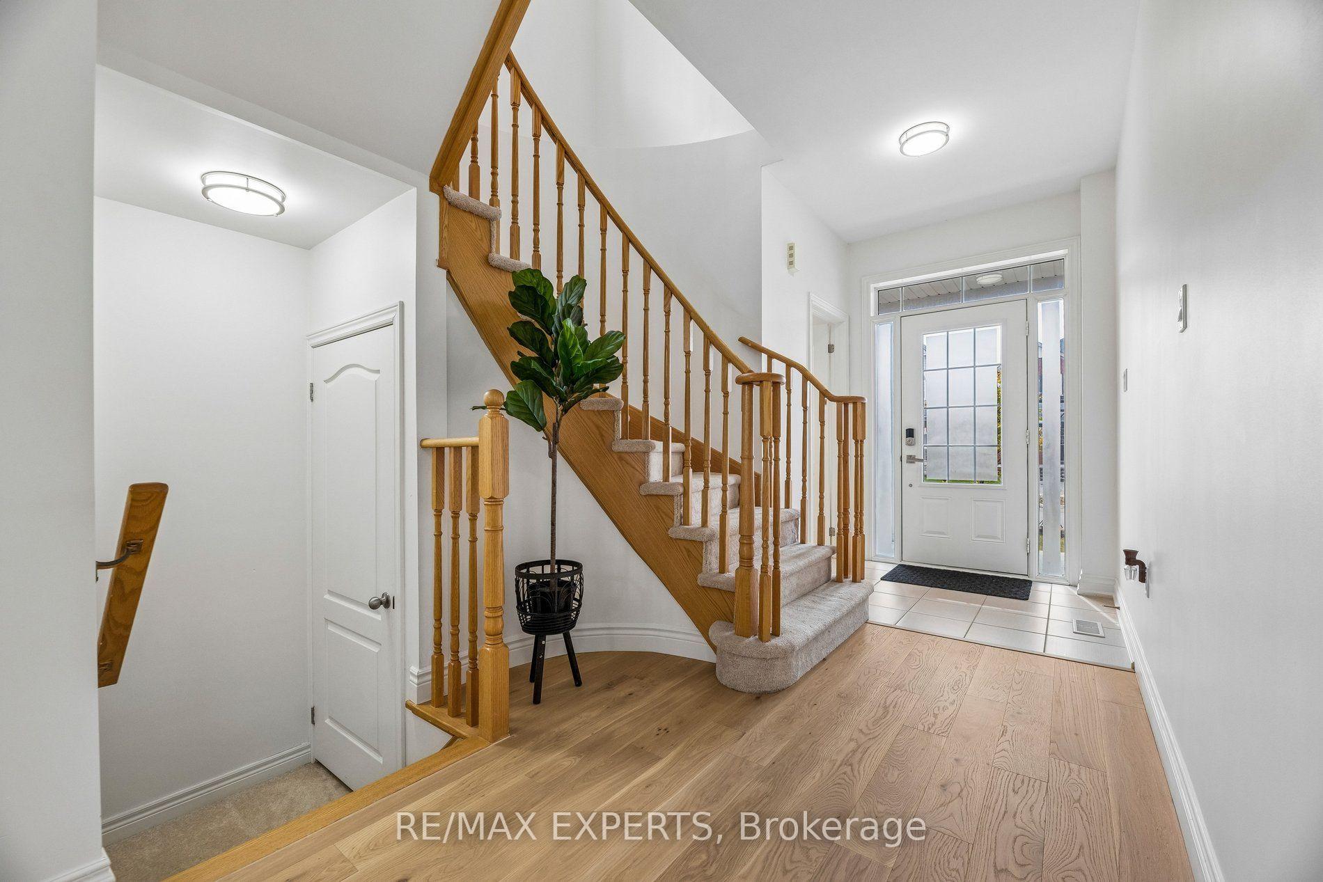Photo 9 of 52 Bruce Cameron Drive, Clarington, Bowmanville — HOMEH