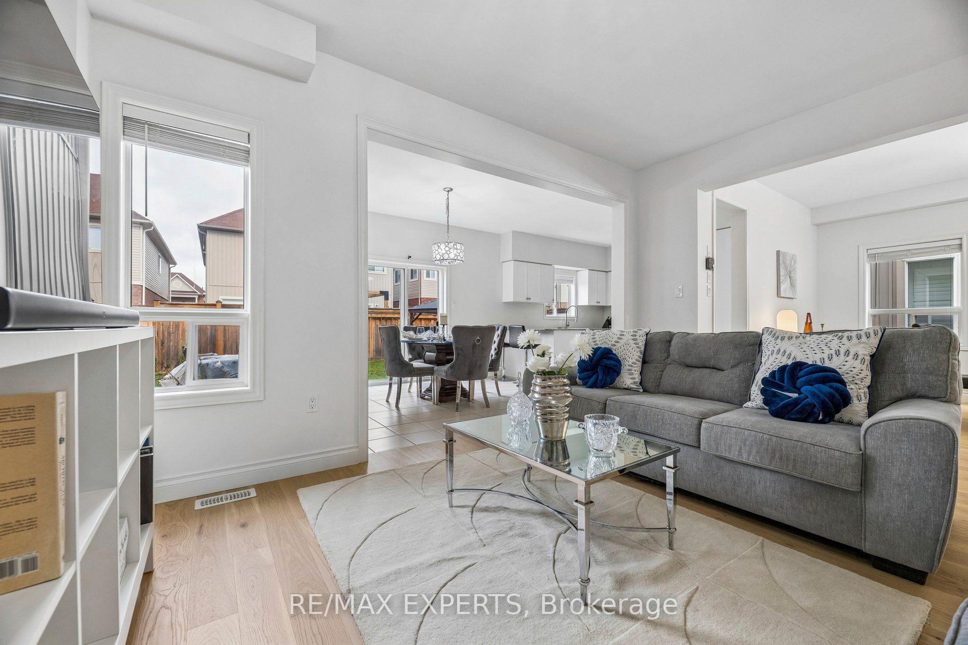 Photo 14 of 52 Bruce Cameron Drive, Clarington, Bowmanville — HOMEH
