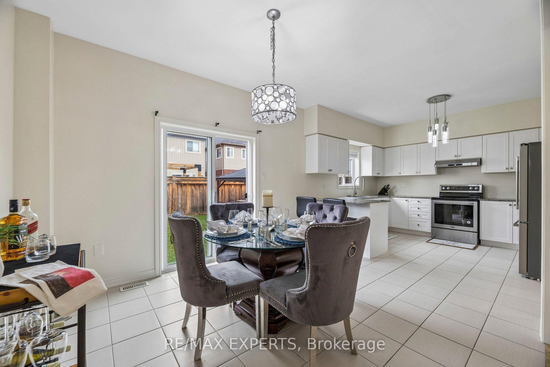 Photo 16 of 52 Bruce Cameron Drive, Clarington, Bowmanville — HOMEH