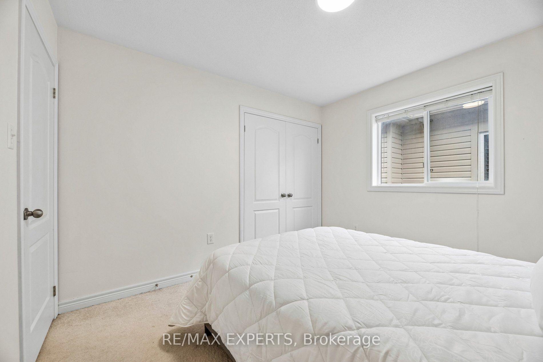Photo 27 of 52 Bruce Cameron Drive, Clarington, Bowmanville — HOMEH