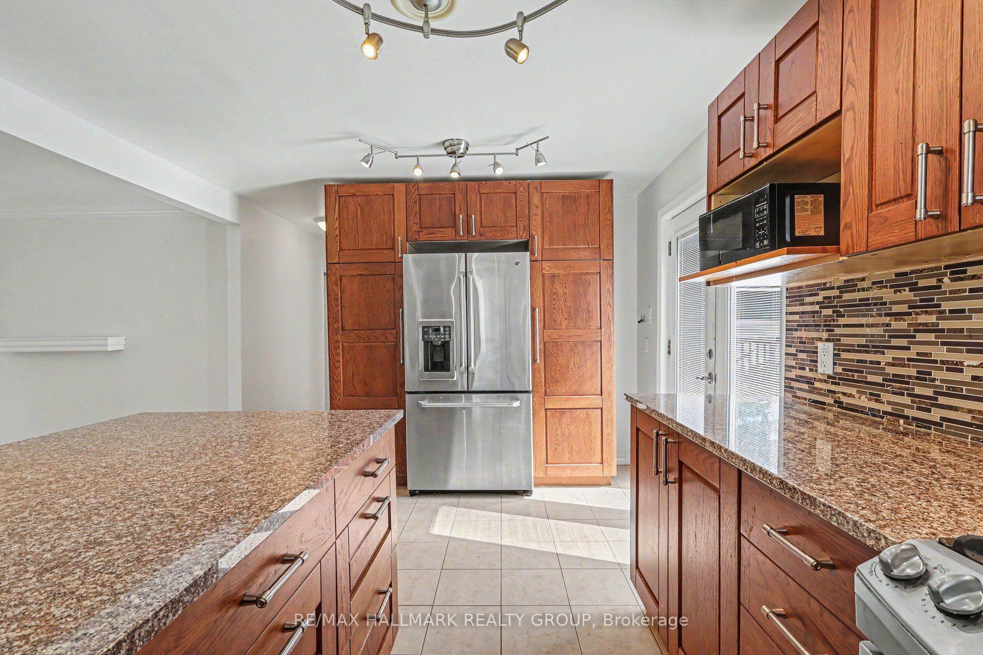 Photo 14 of 7220 Mitch Owens Road, Ottawa, Osgoode Twp North of Reg Rd 6 — HOMEH