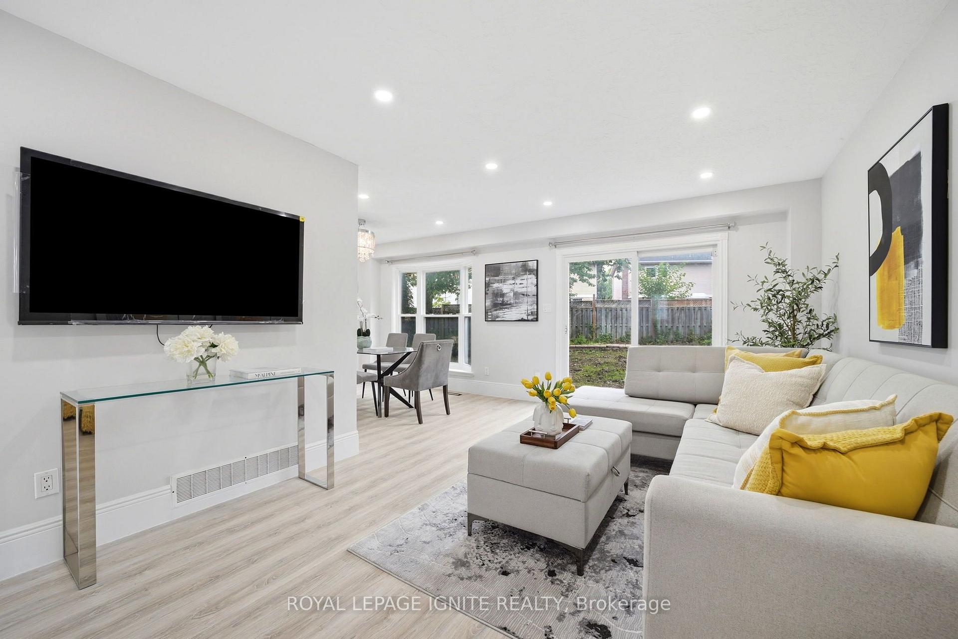 Photo 28 of 26 Winston Crescent, Whitby, Blue Grass Meadows — HOMEH