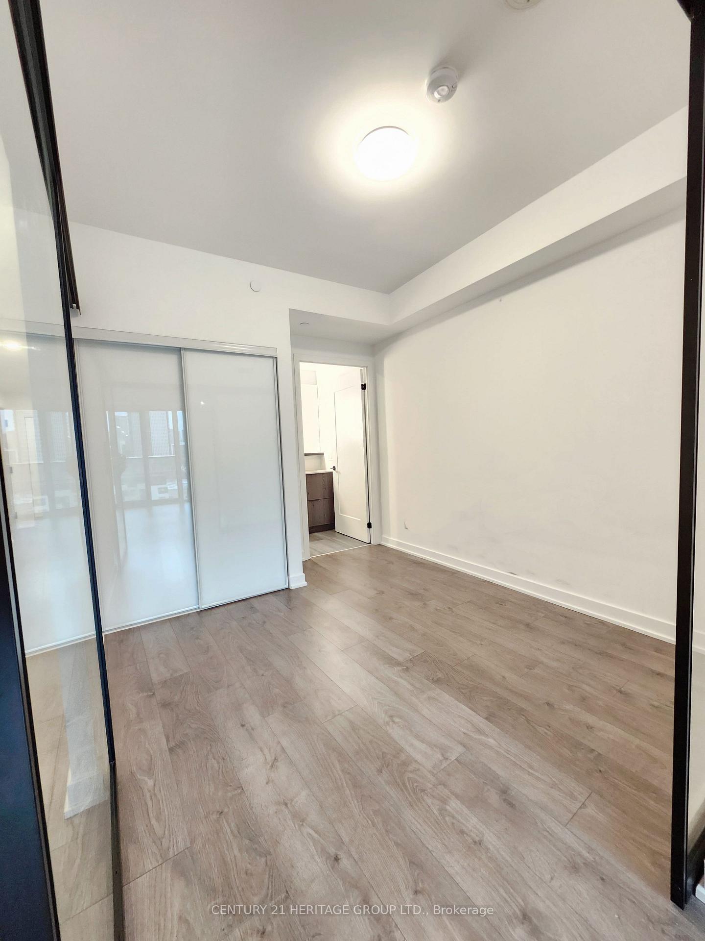Photo 3 of Unit 619, 5 Defries Street, Toronto, Regent Park — HOMEH