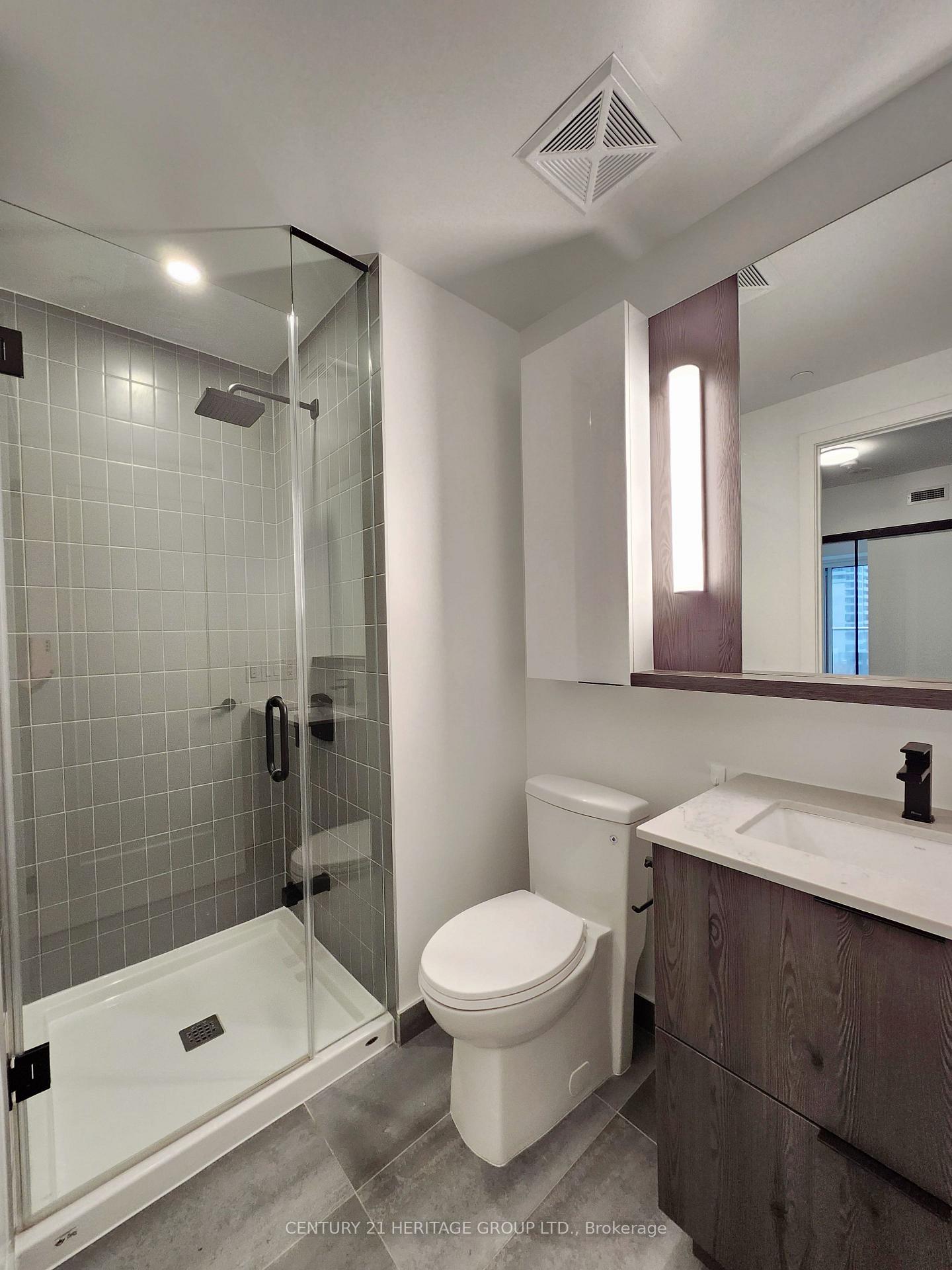 Photo 4 of Unit 619, 5 Defries Street, Toronto, Regent Park — HOMEH