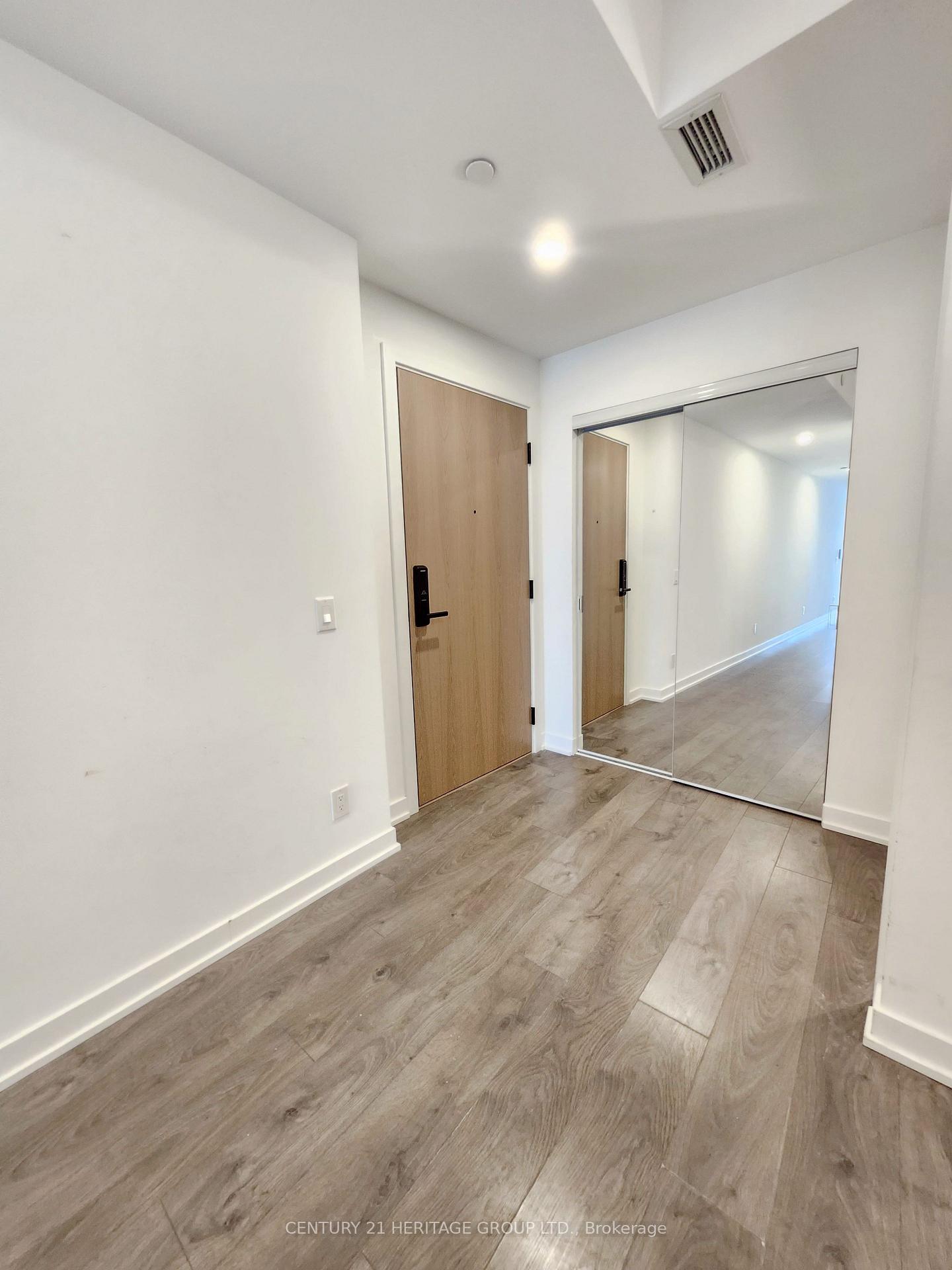 Photo 7 of Unit 619, 5 Defries Street, Toronto, Regent Park — HOMEH